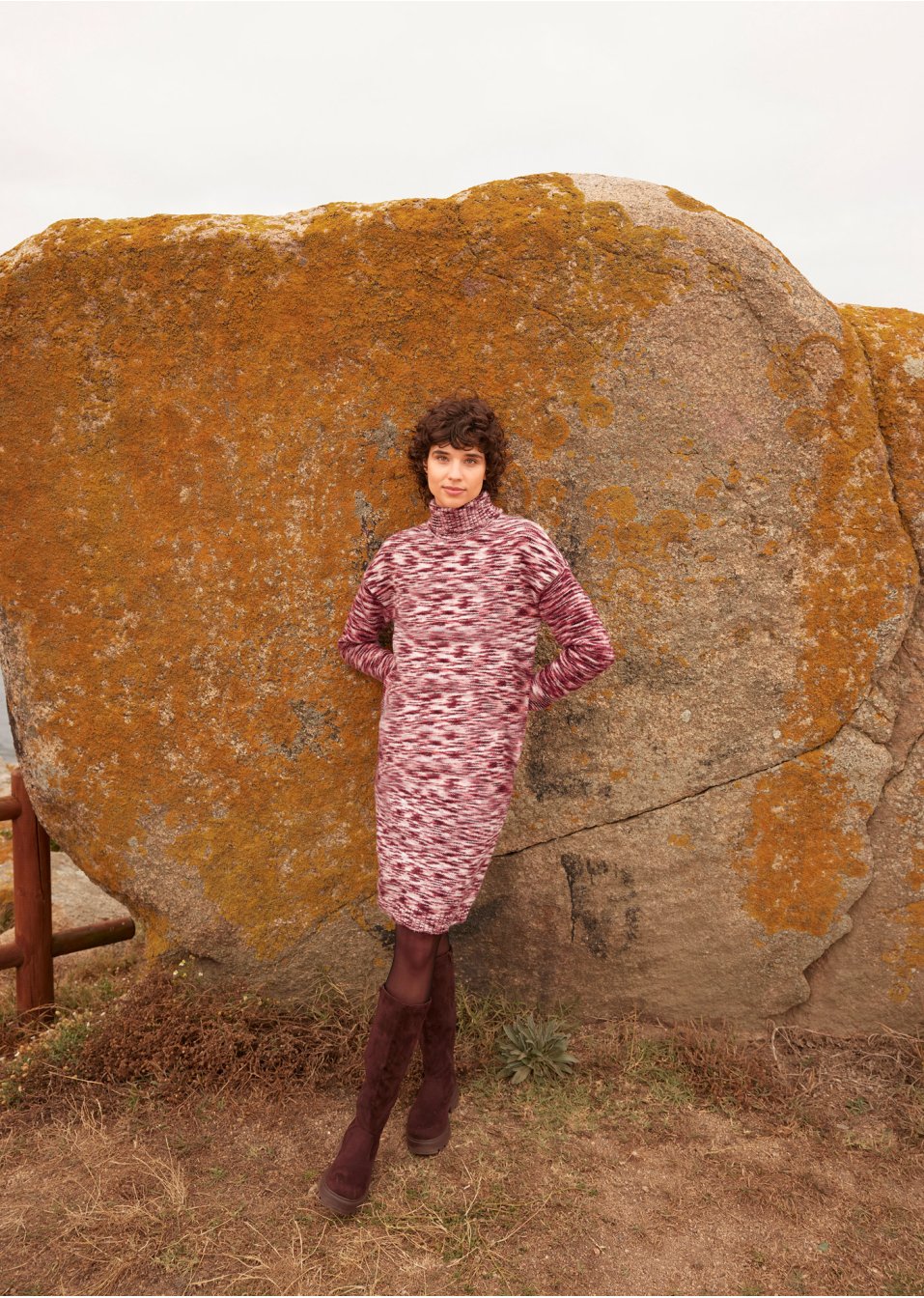 Robe en maille avec col roulé en polyester recyclé