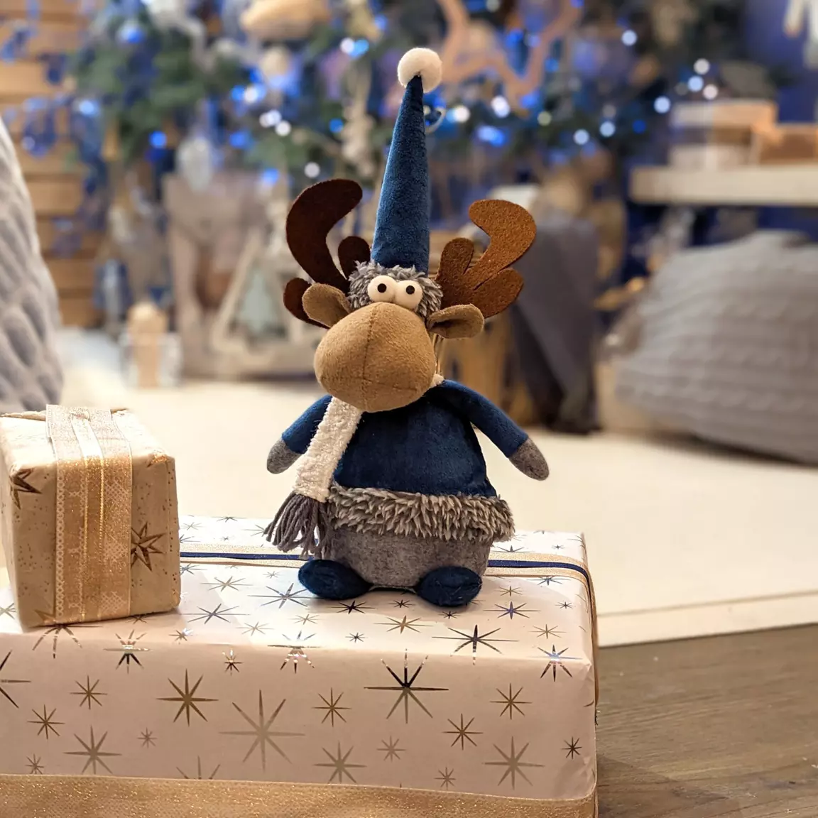 Renne de Noël (H30 cm) Gaby en bleu