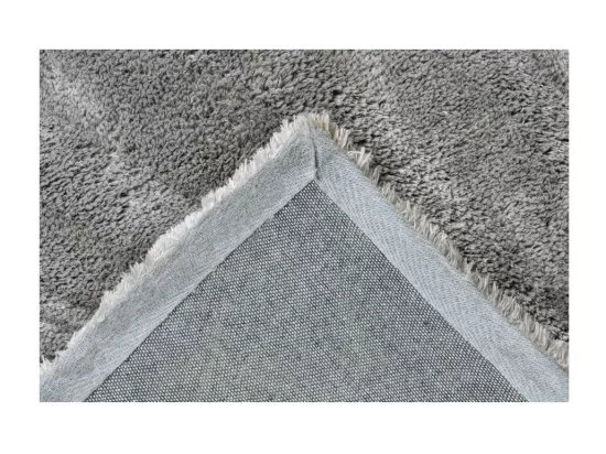 Tapis 230x160 cm – Design C005D coloris argent – Élégance et confort pour votre intérieur