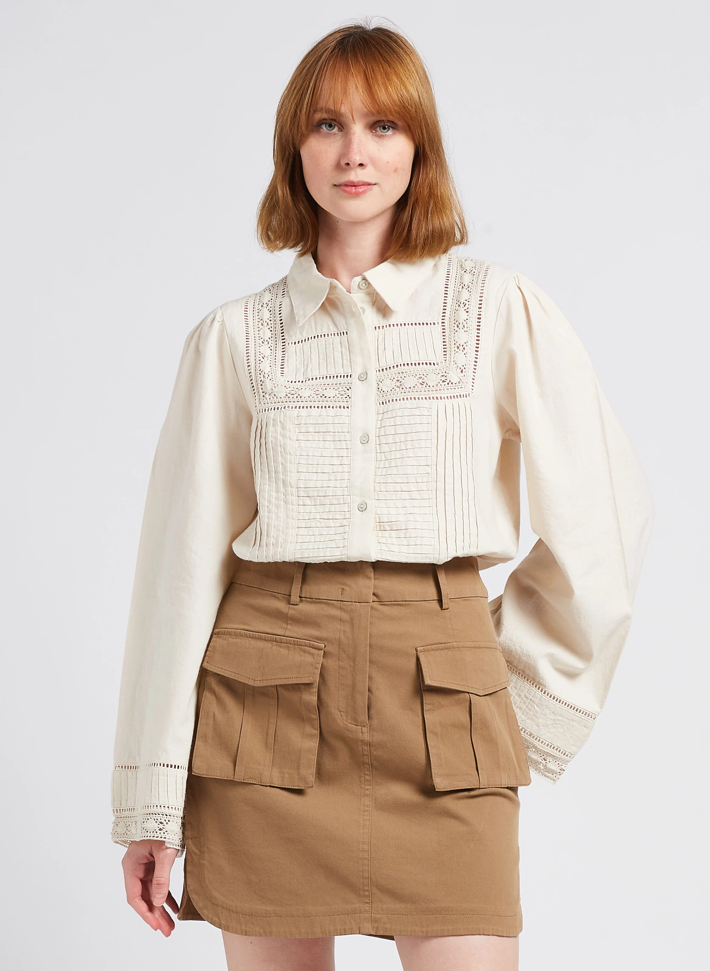 JOLINA - Chemise col classique ample | Beige