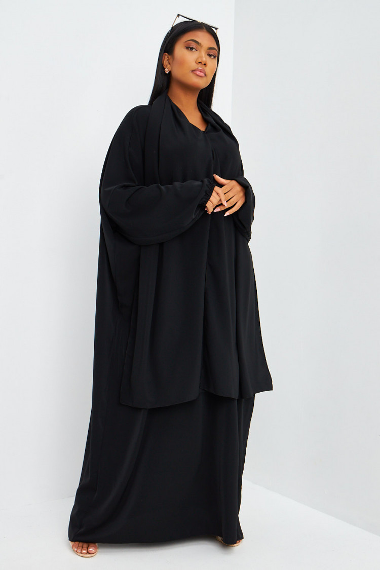 Abaya noire ample avec voile intégré