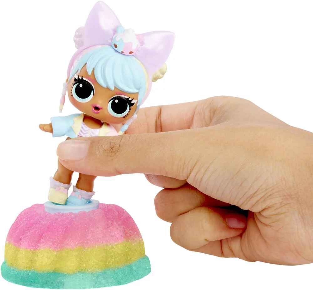 LOL SURPRISE - MIX ET MAKE BIRTHDAY CAKE   MINI POUPEE 7.5CM
