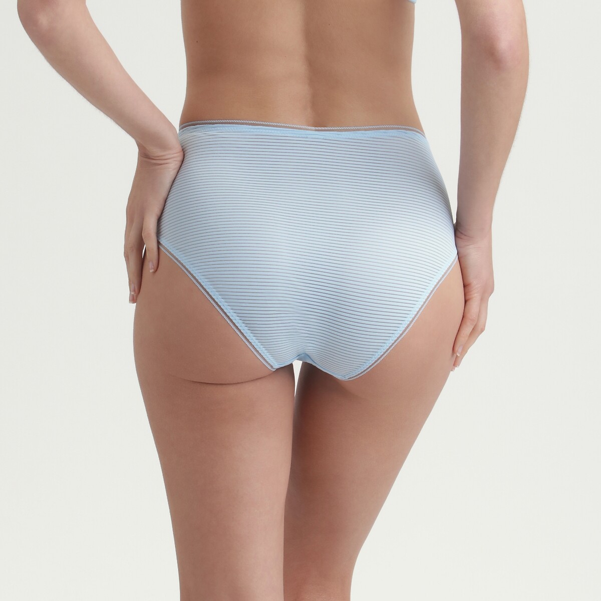 DIM<br>Calcinha DIM x INES DE LA FRESSANGE