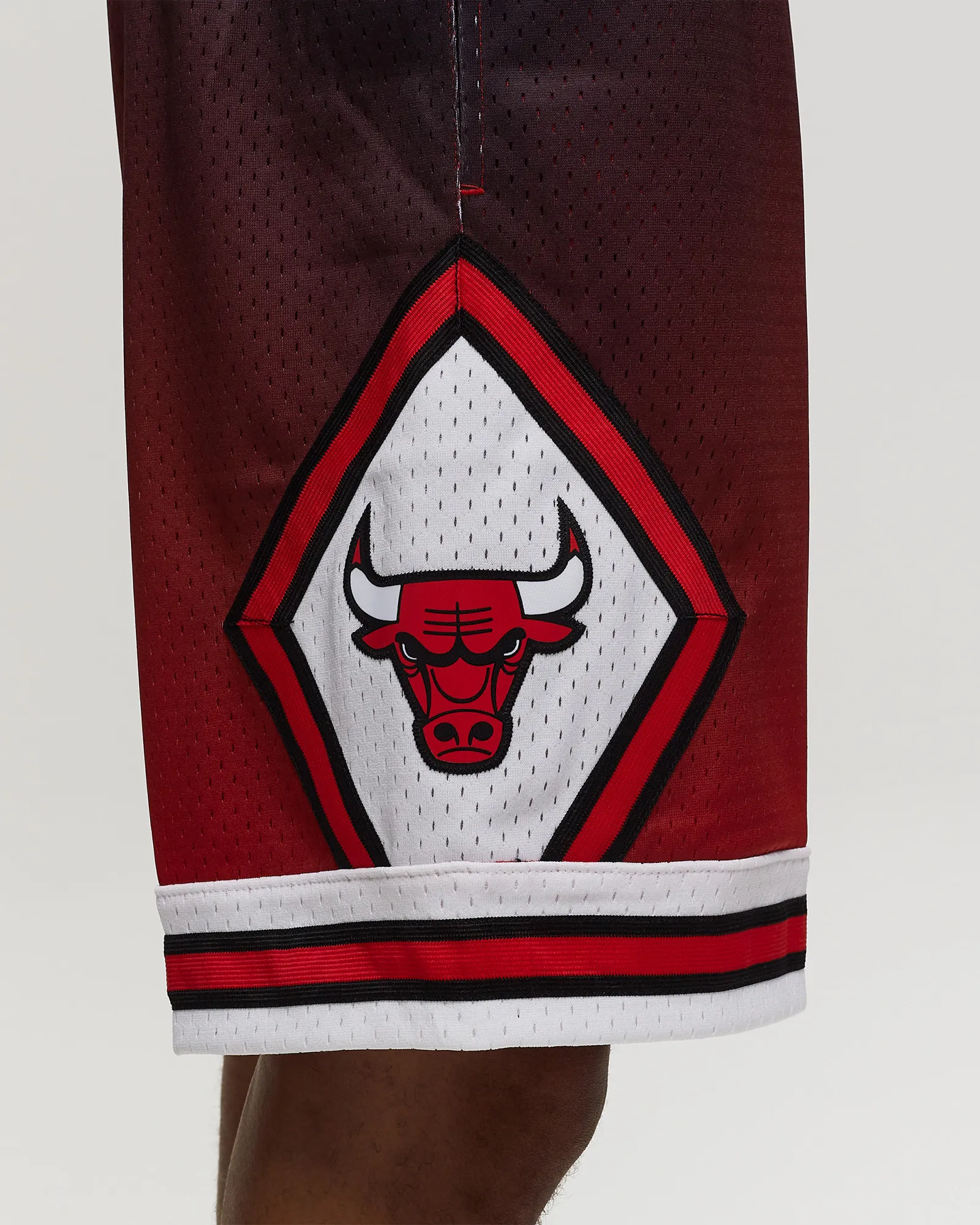 Mitchell & Ness NBA SWINGMAN SHORT CHICAGO BULLS GOLDEN HOUR GLAZE