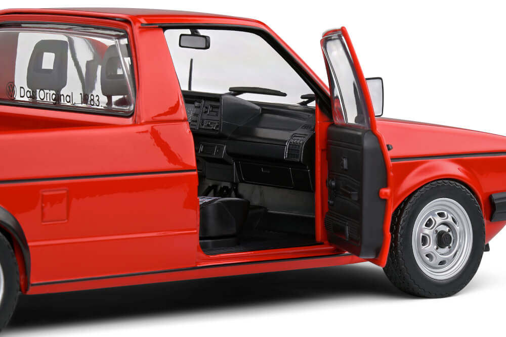 1:18 Volkswagen Caddy MK.1 rot
