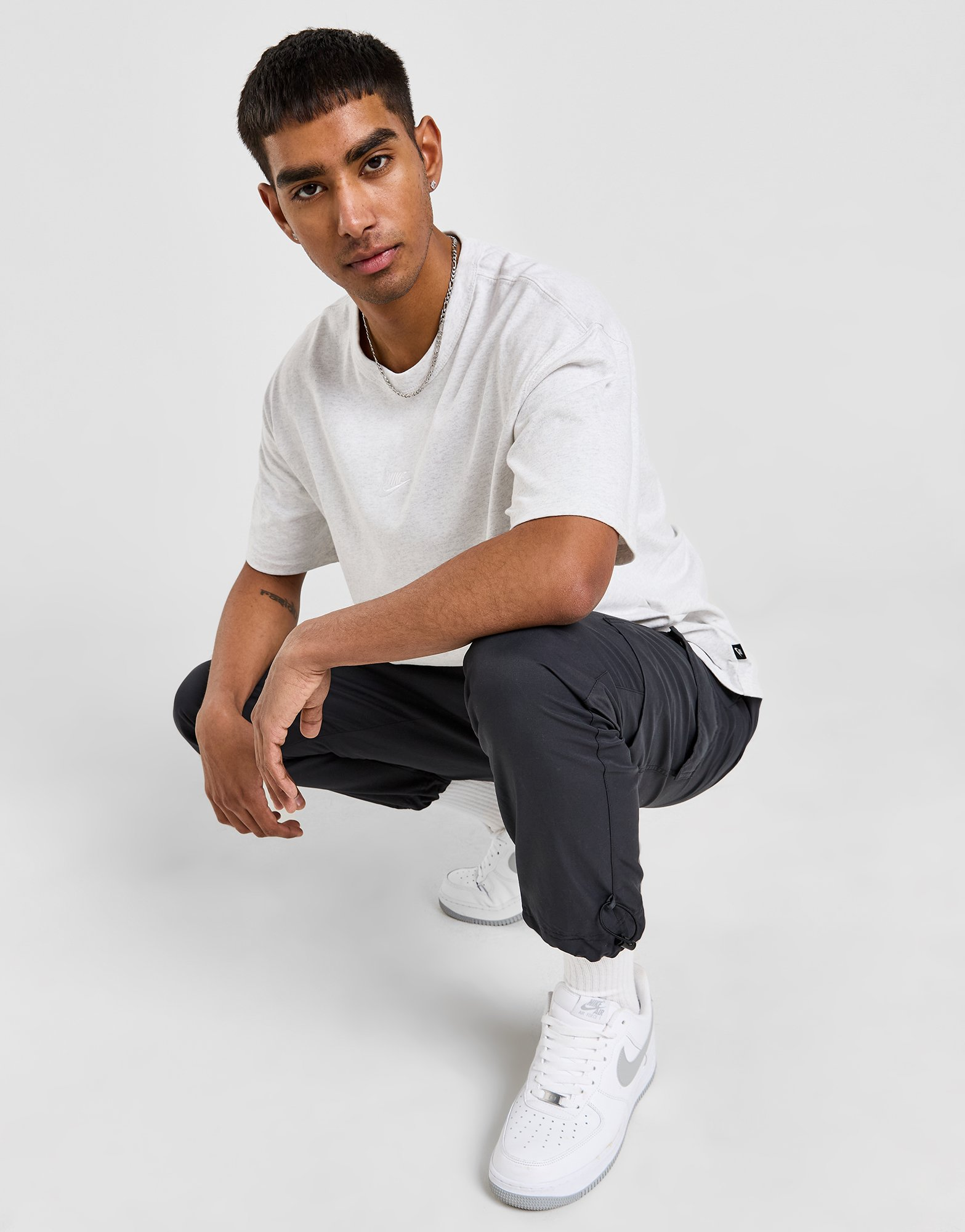Nike Tee-shirt pour homme Sportswear Premium Essentials