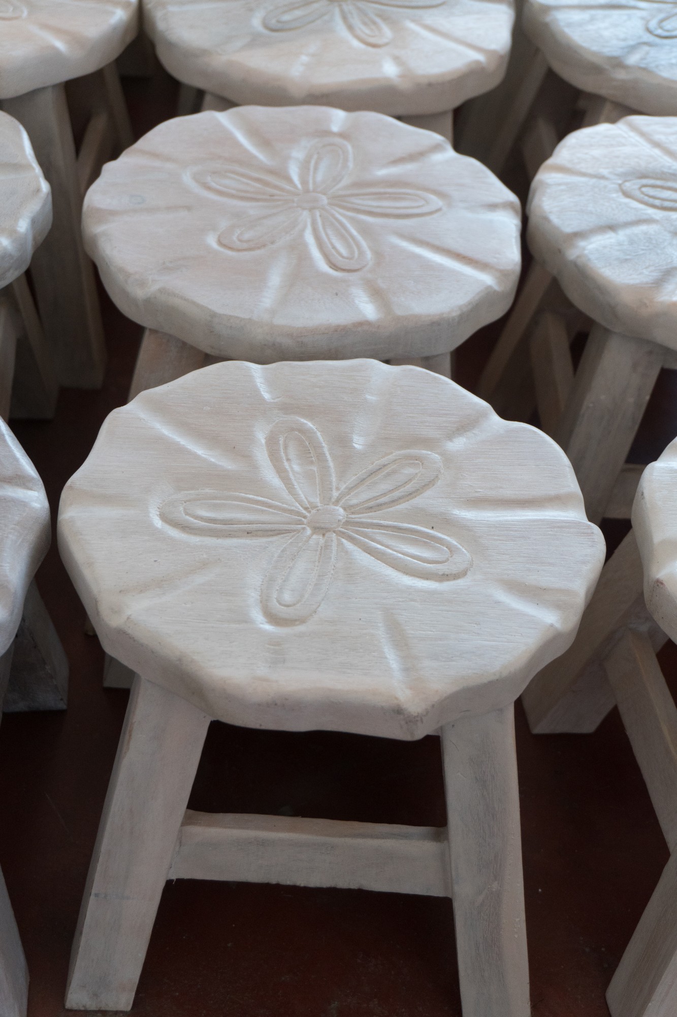 Hocker 'Blume', weiß, Ø 25 cm, H 25 cm von fischer's lagerhaus