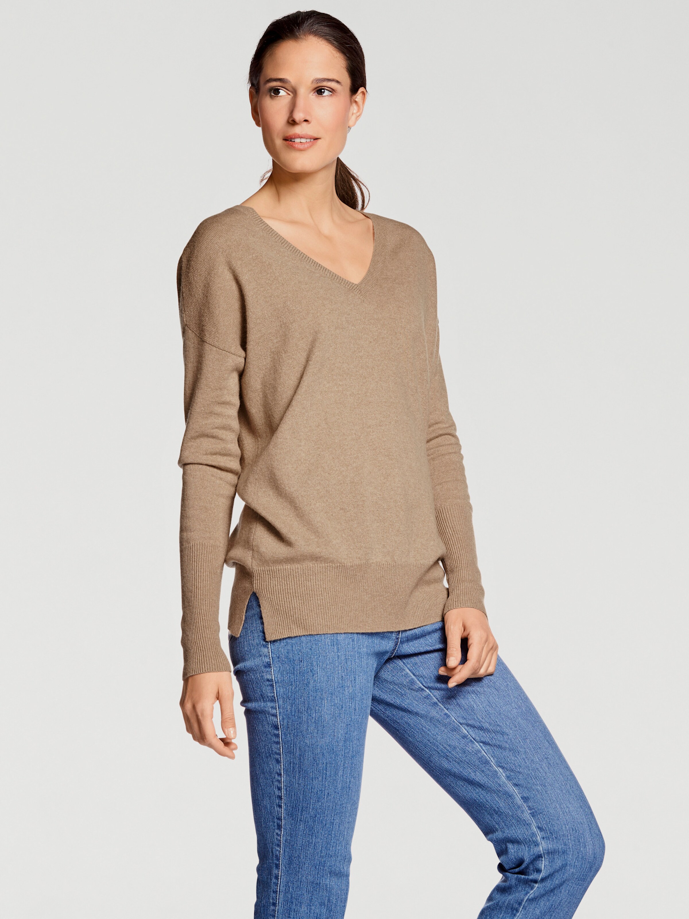 V-Pullover