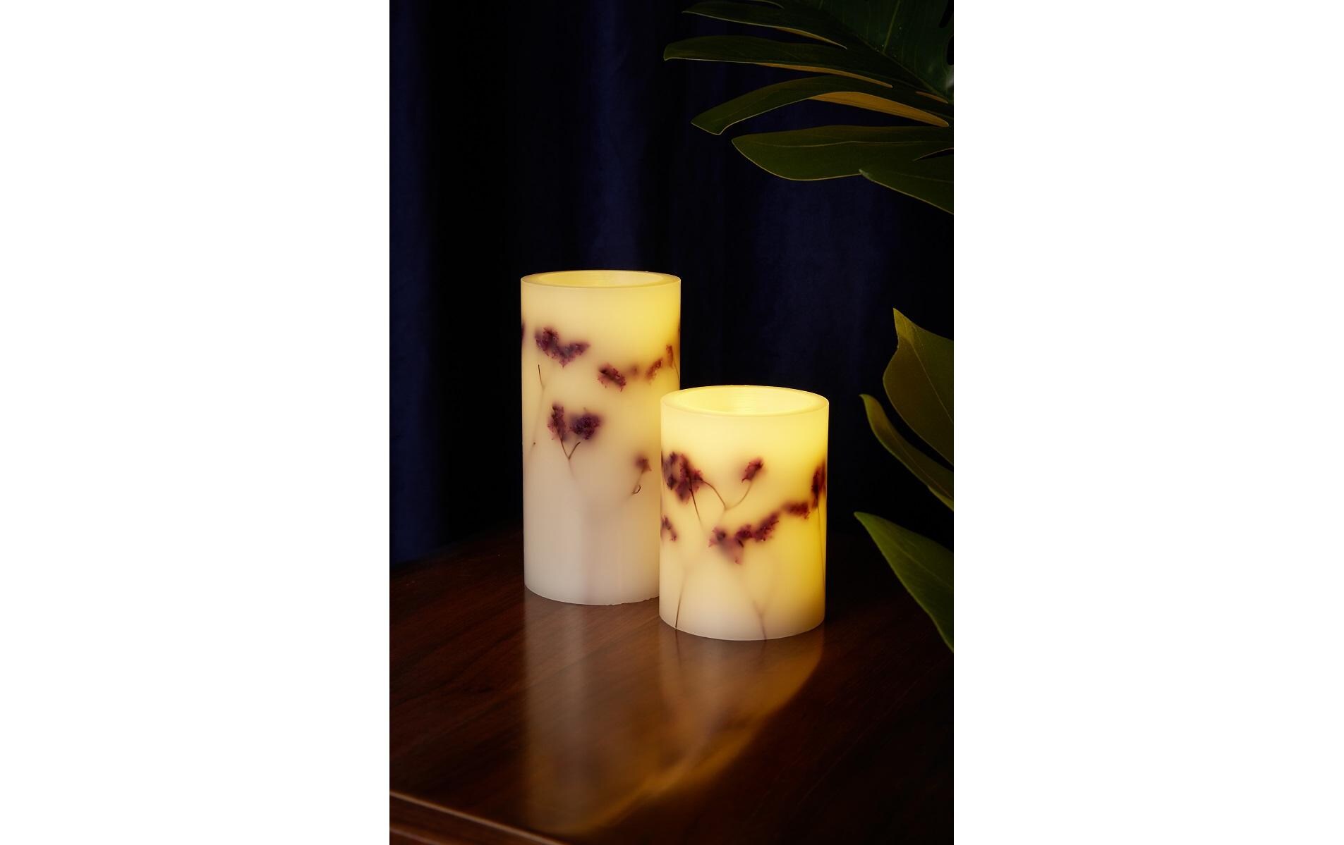 LED-Kerzen Set Shiny Bloom, Ø 7.6 cm, Violett/Weiss, 2 Stk.LED-Wachskerze, 2er Set