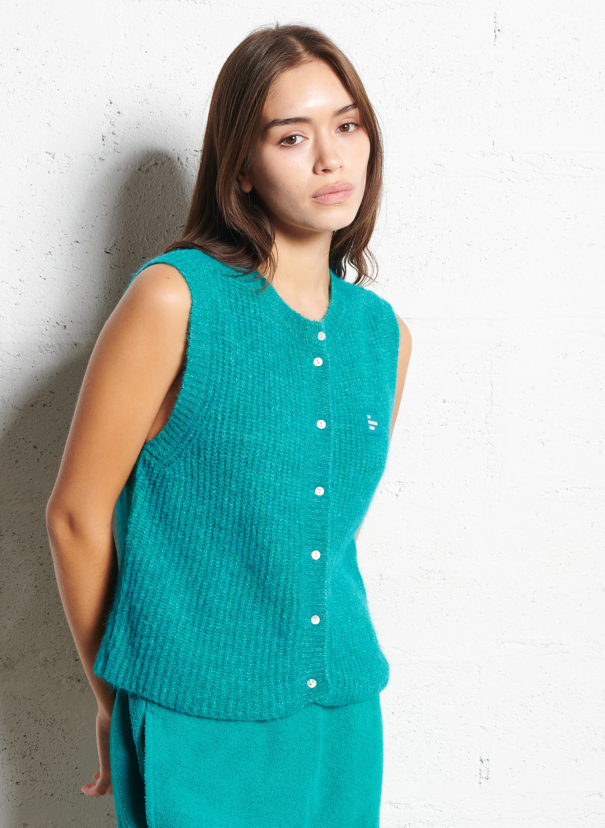 EAST - Gilet sans manches col rond en maille mélangée | Bleu