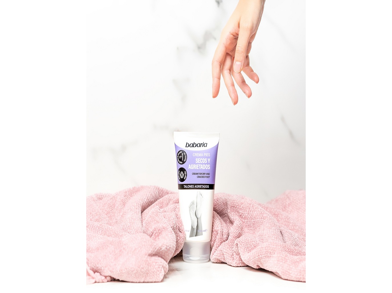 CREME DE PÉS SECOS E GRETADOS ALOE VERA BABARIA 150 ML.
