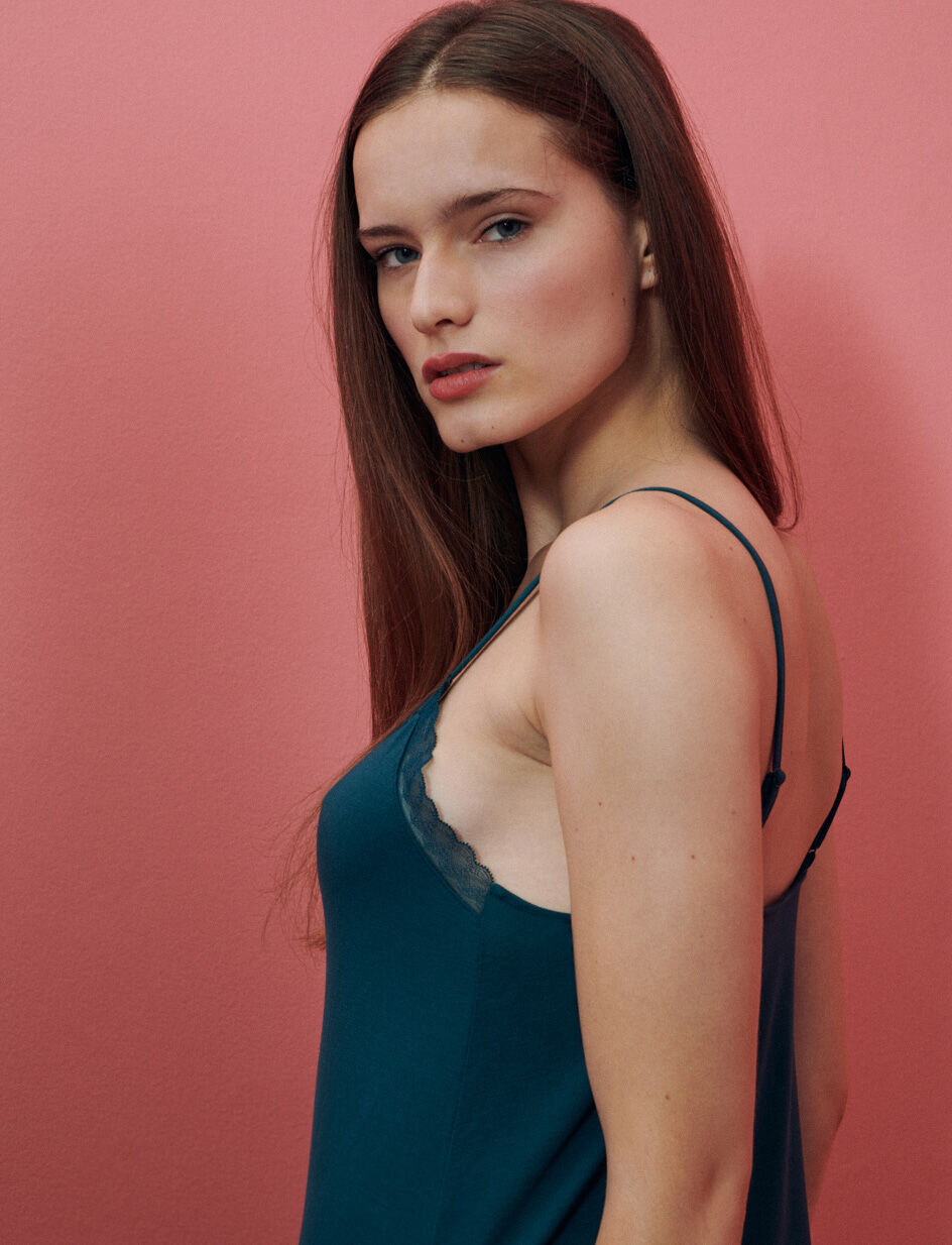 Nuisette courte - bleu canard