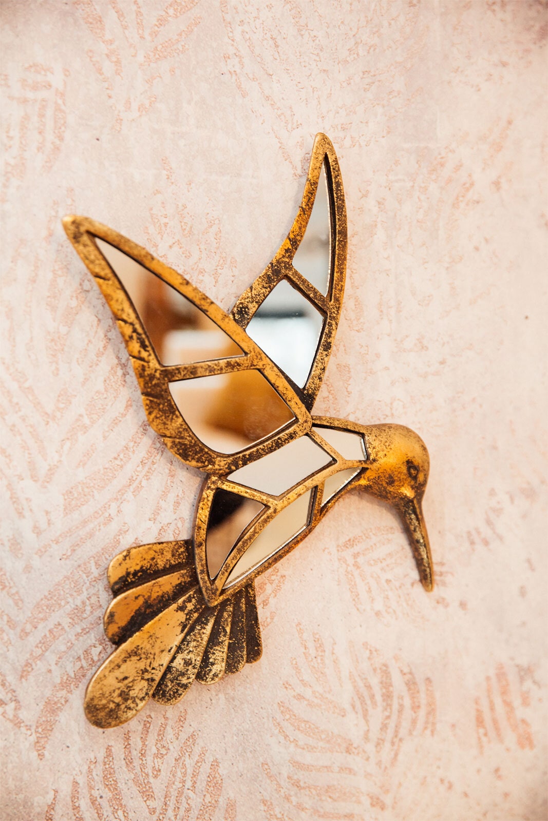 KARE DESIGN Wandschmuck HUMMINGBIRD 37 x 40,5 cm goldfarbig