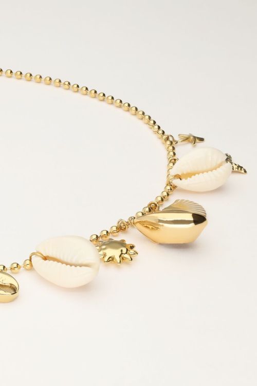 Island ketting met schelpen en bedels