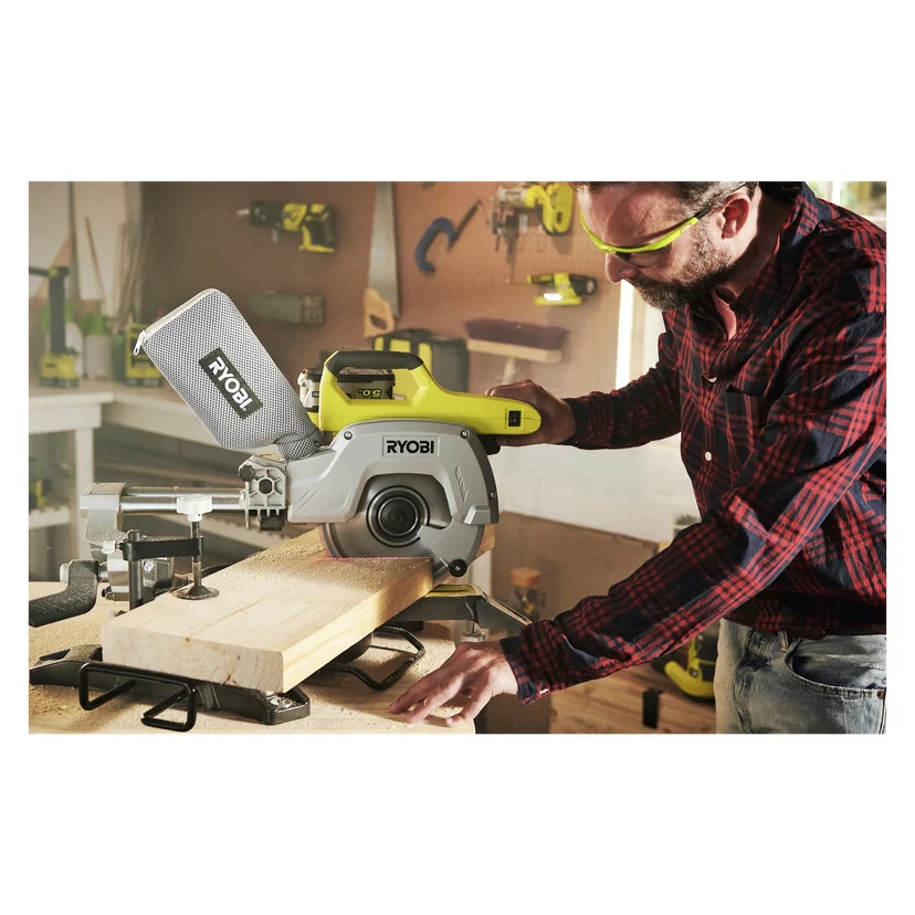 Batteridrevet kapp- og gjæringssag 18 V Ø216 mm