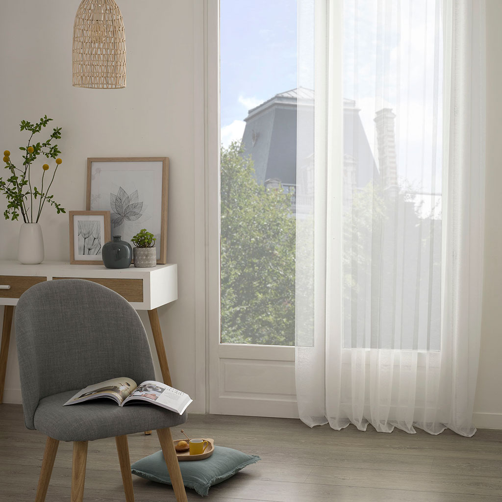 Voilage à oeillets polyester MOLY blanc 135x240cm
