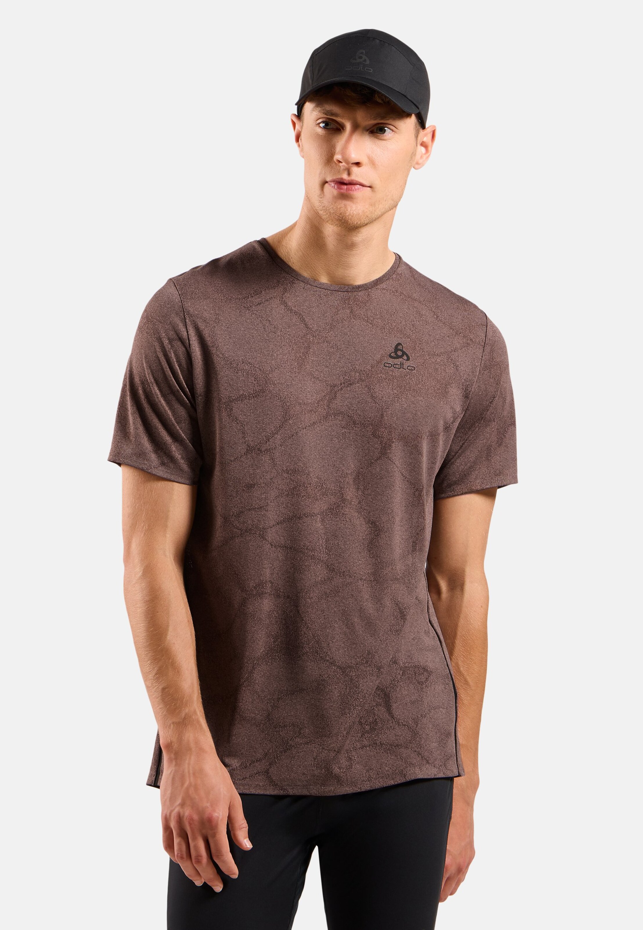 Zeroweight Engineered Chill-Tec Laufshirt in fudge melange