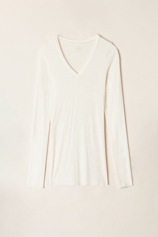 Camiseta ultraleve de modal com decote em V e detalhes em cashmere.