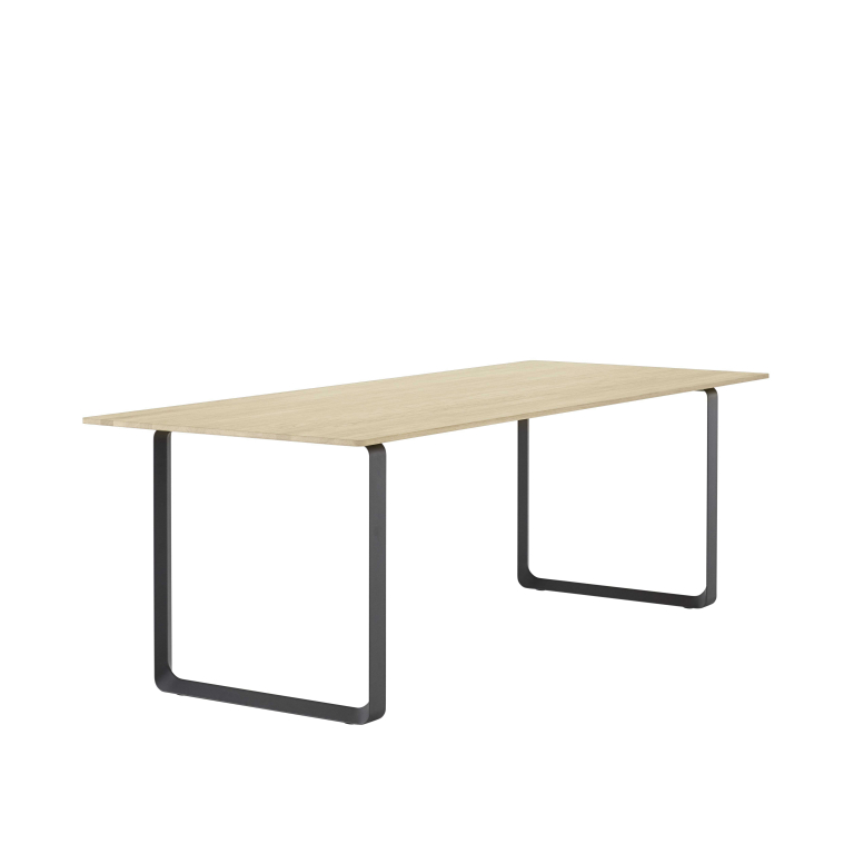 Muuto 70/70 Solid Oak tafel 225x90 zwart