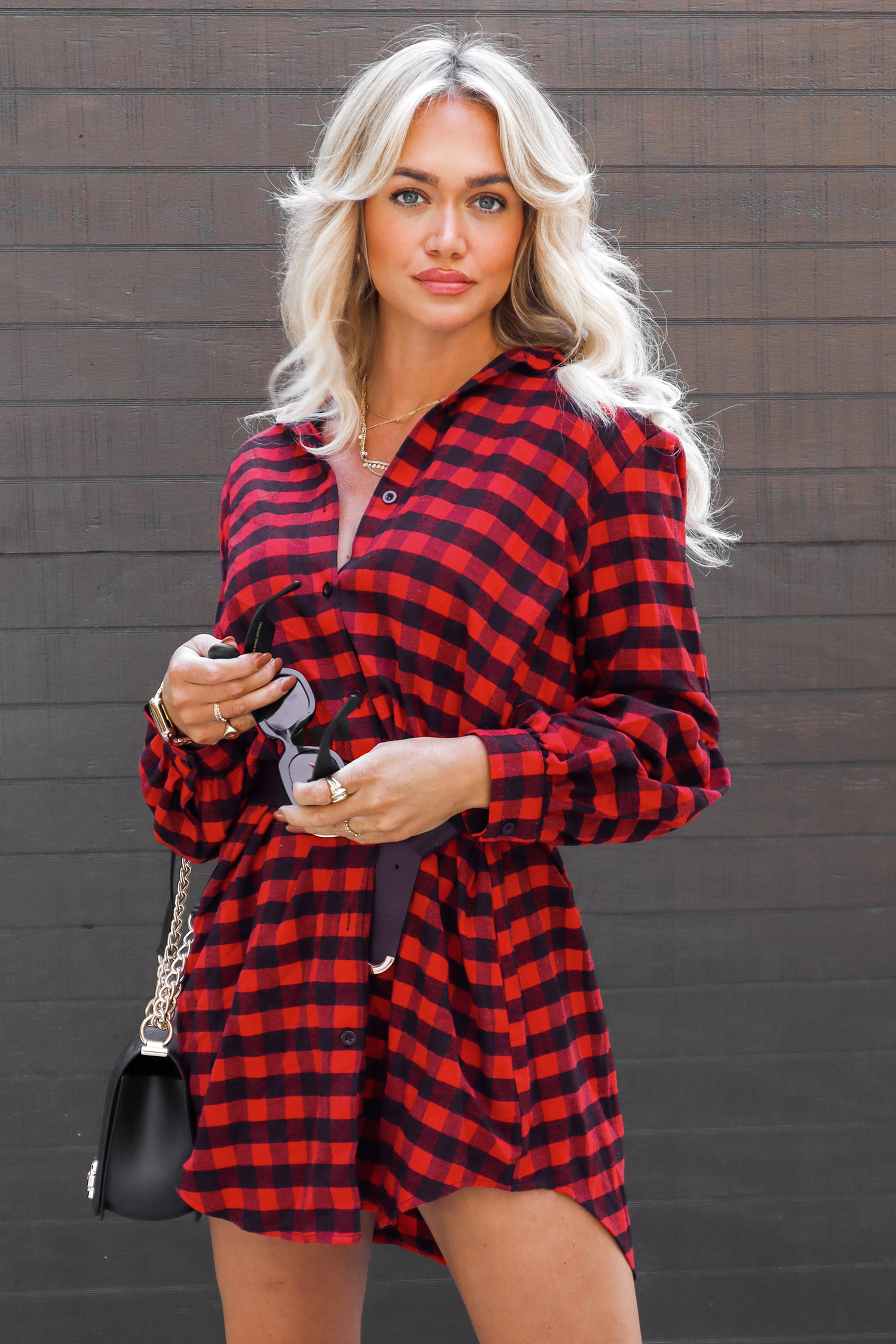 Robe chemise à manches longues avec boutons en carreaux