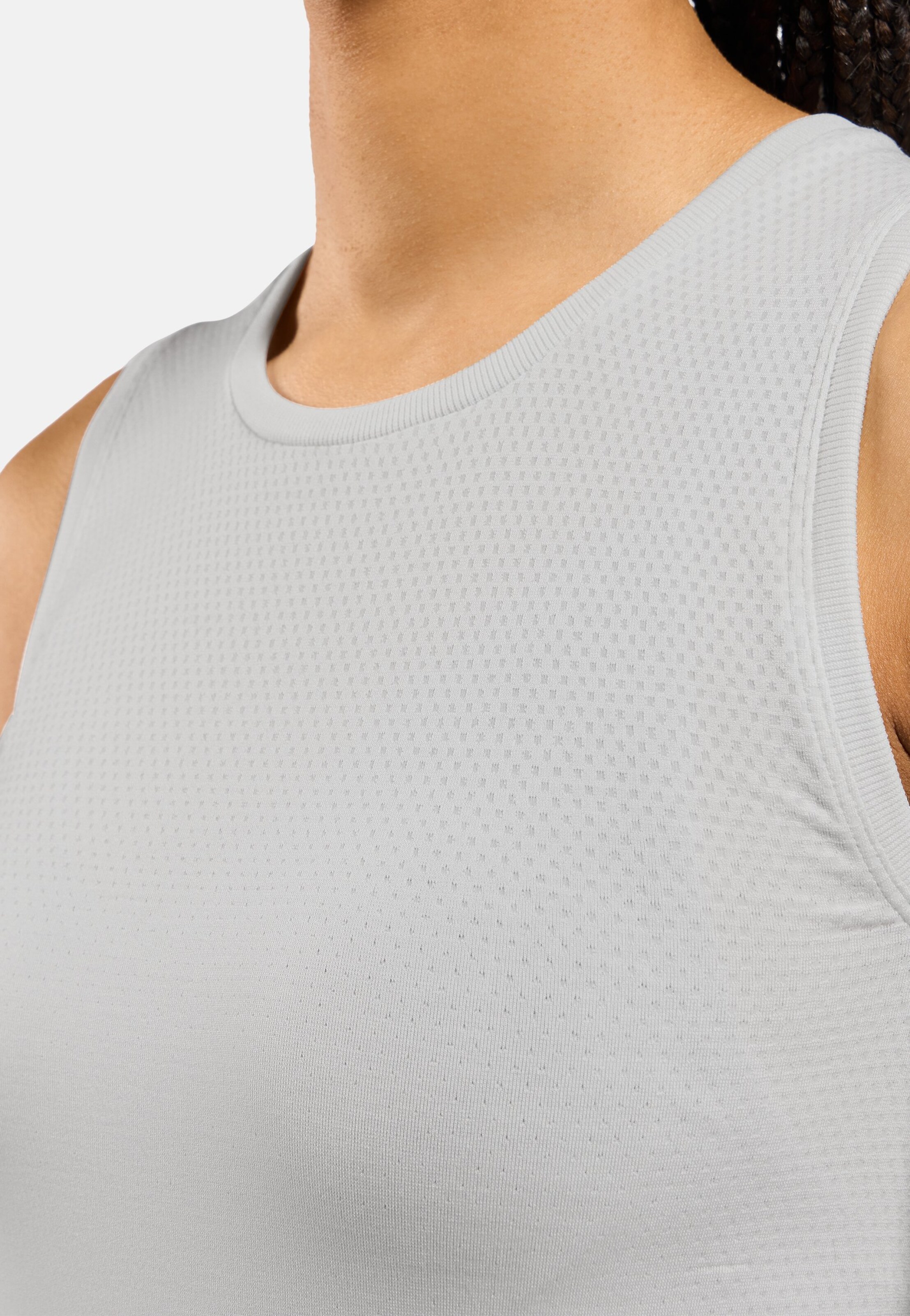 Performance Light Base Layer Singlet in white