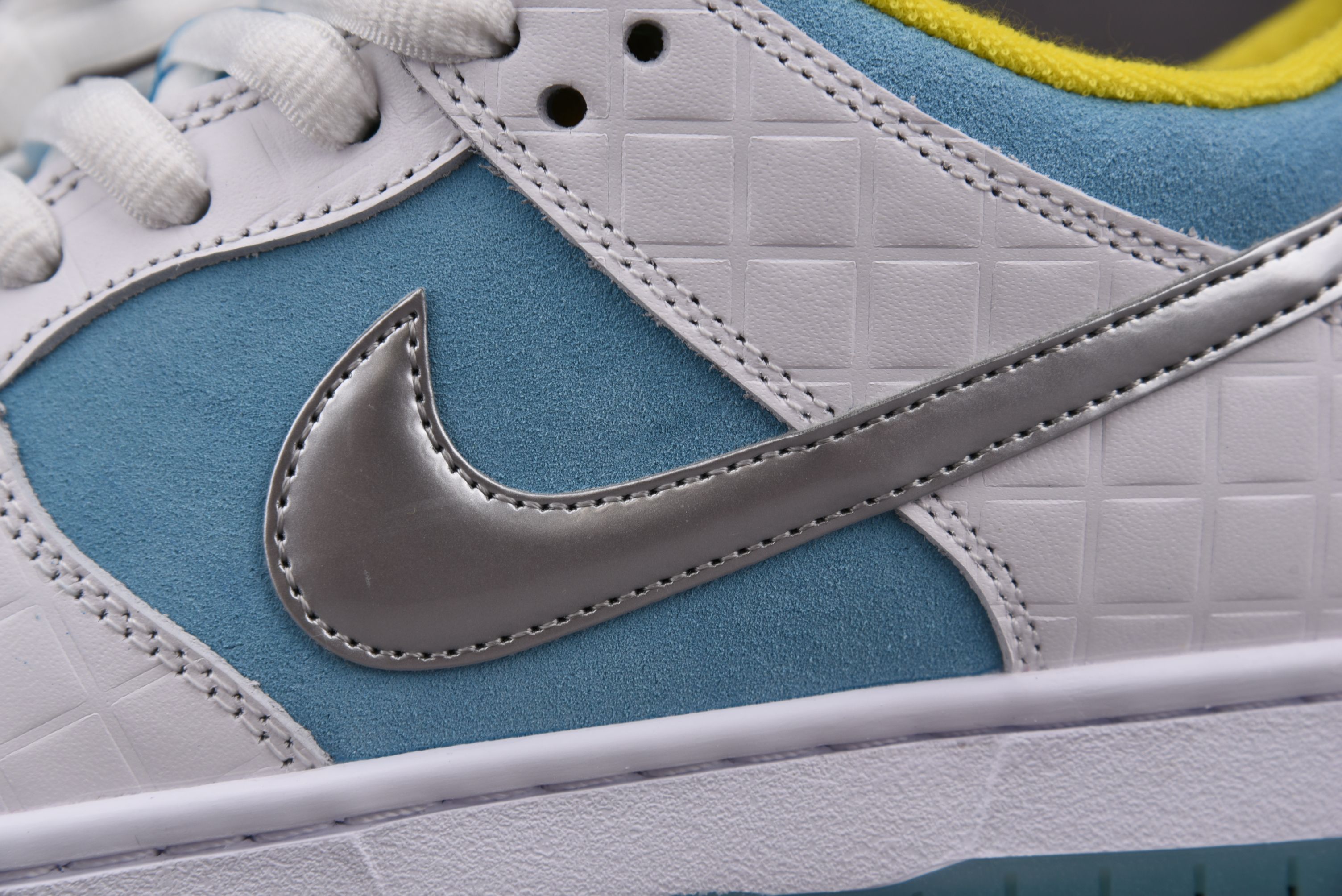 Nike SB Dunk Low Pro FTC Lagoon Pulse