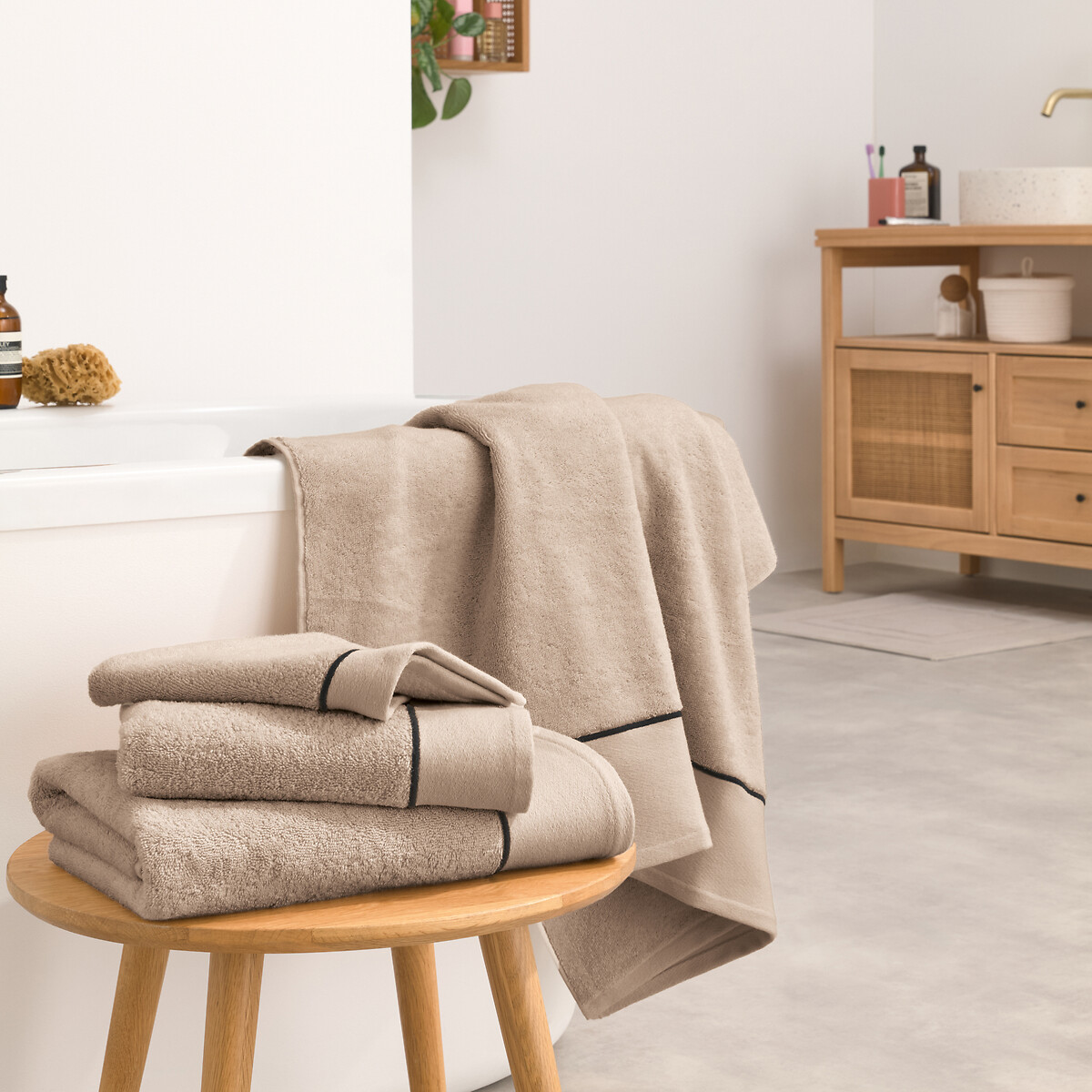 LA REDOUTE INTERIEURS<br>Conjunto de 2 toalhas Victor 675 g/m2