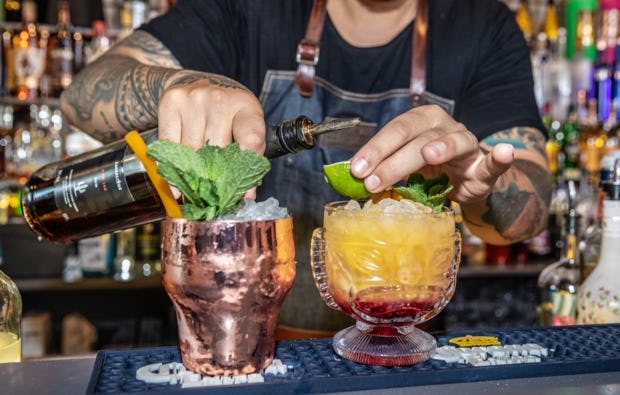 Cocktail-Kurs in Duisburg als Geschenkidee