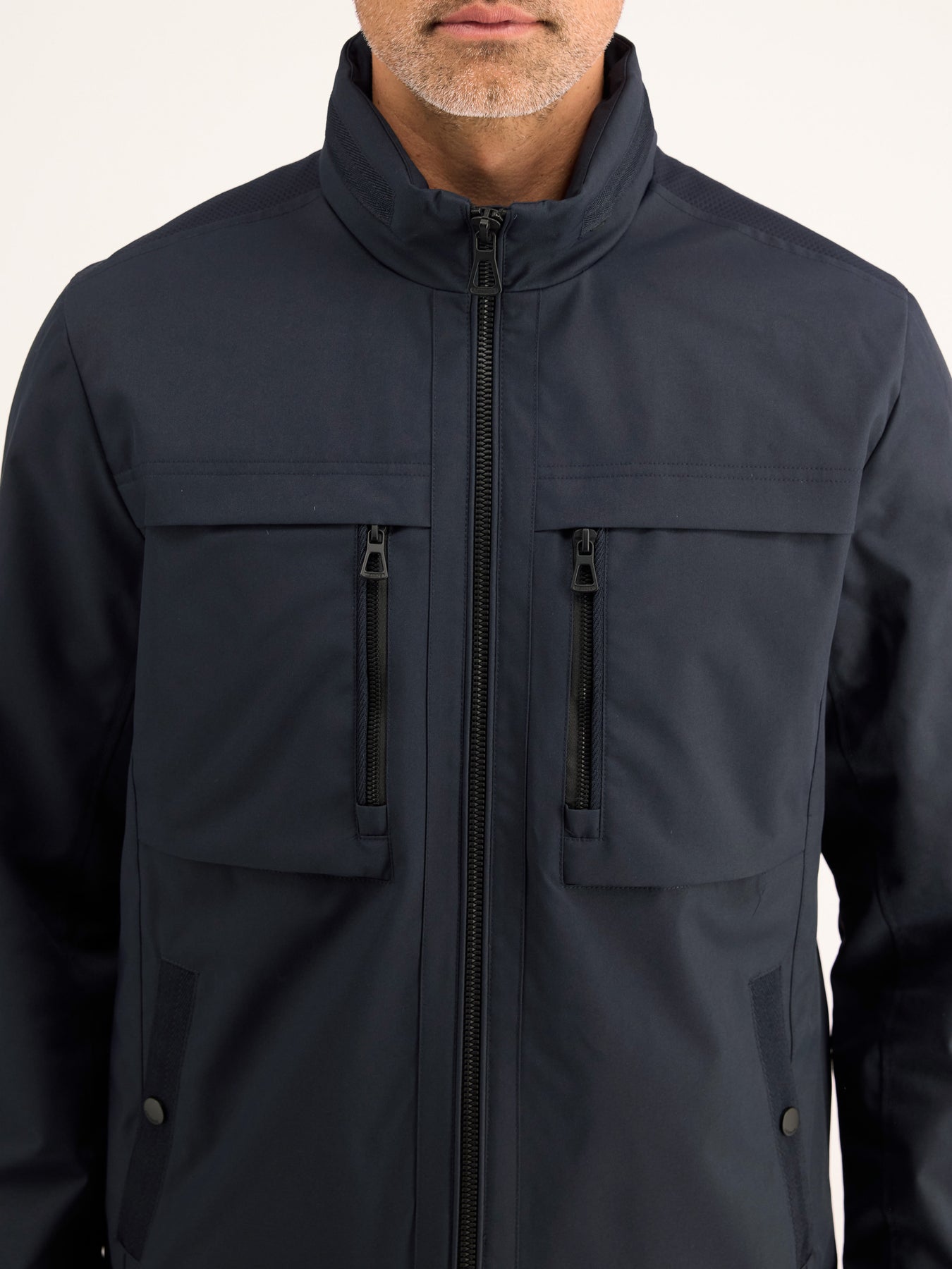 Outdoor-Funktionsjacke in Tech-Shellfabric, atmungsaktiv, wasser- und windabweisend