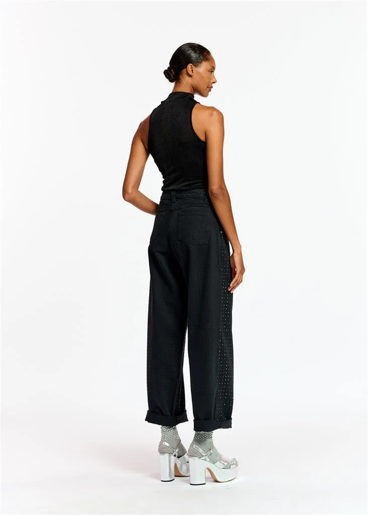 Essentiel Antwerp Freak