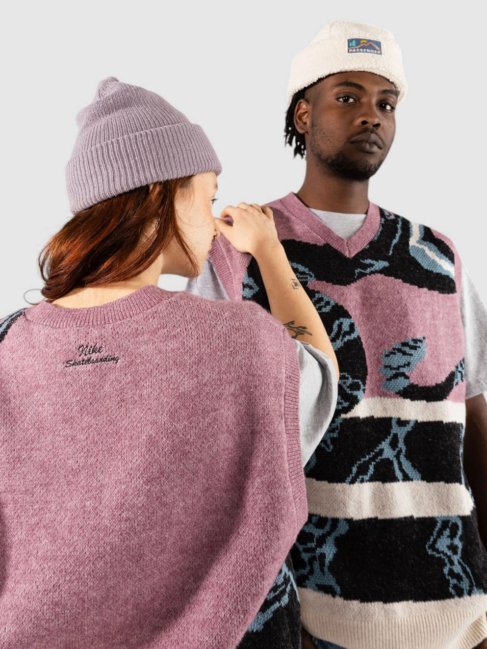 Nike Snake Pullover plum drust