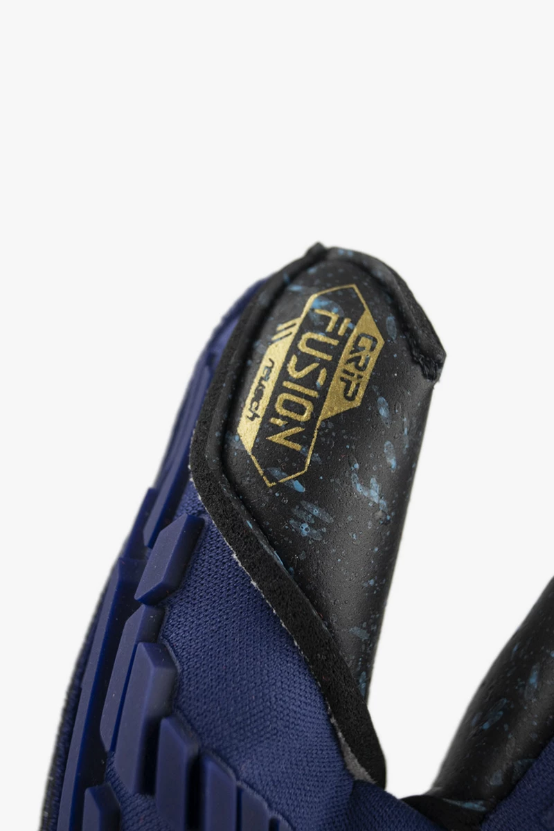 Reusch Attrakt Freegel Fusion Goaliator Torwarthandschuh