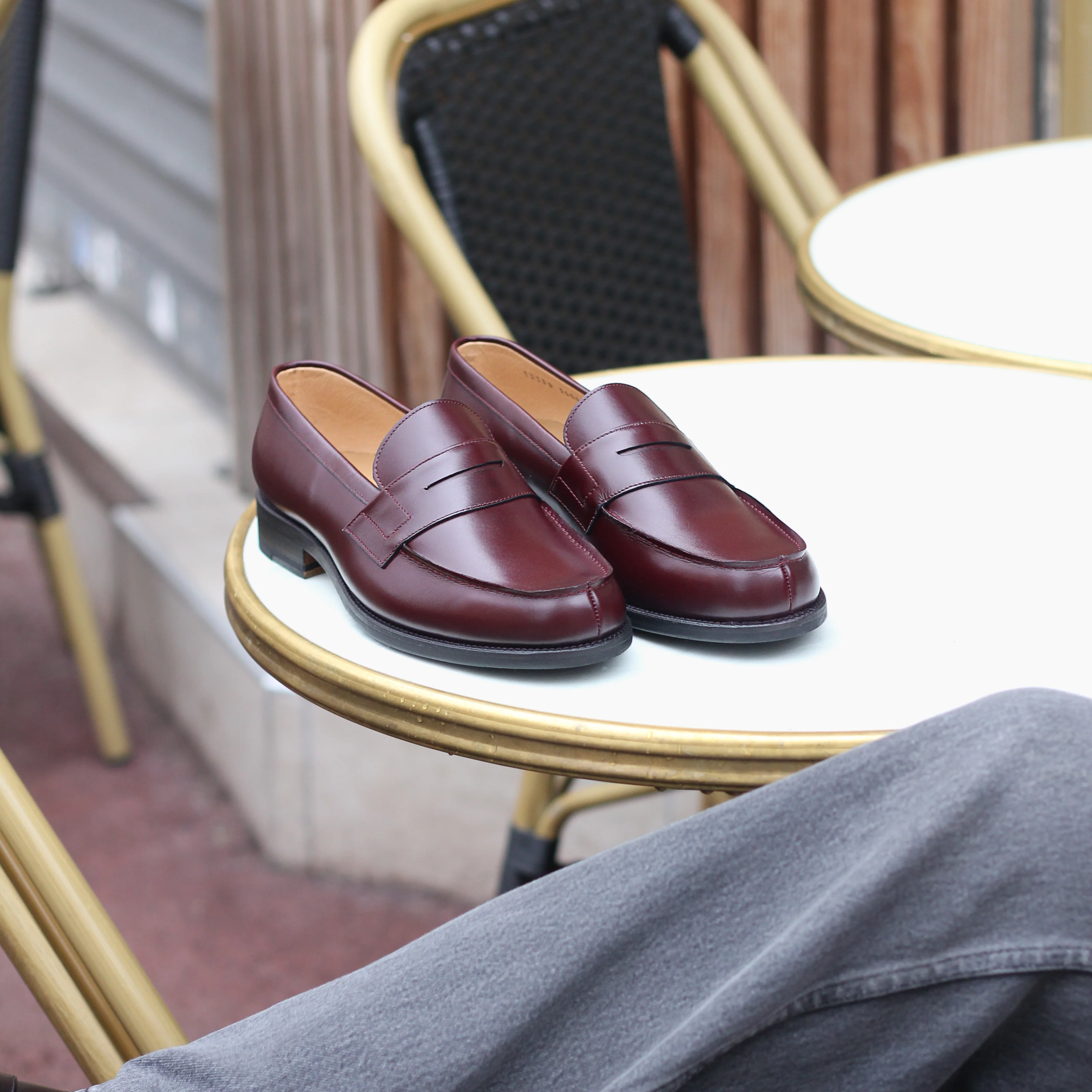Maker-Mocassin en cuir bordeaux