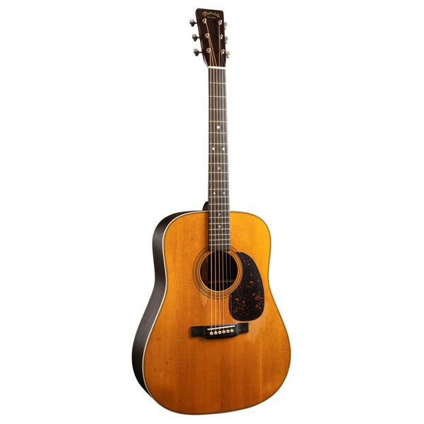 Martin Guitar D-28 StreetLegend