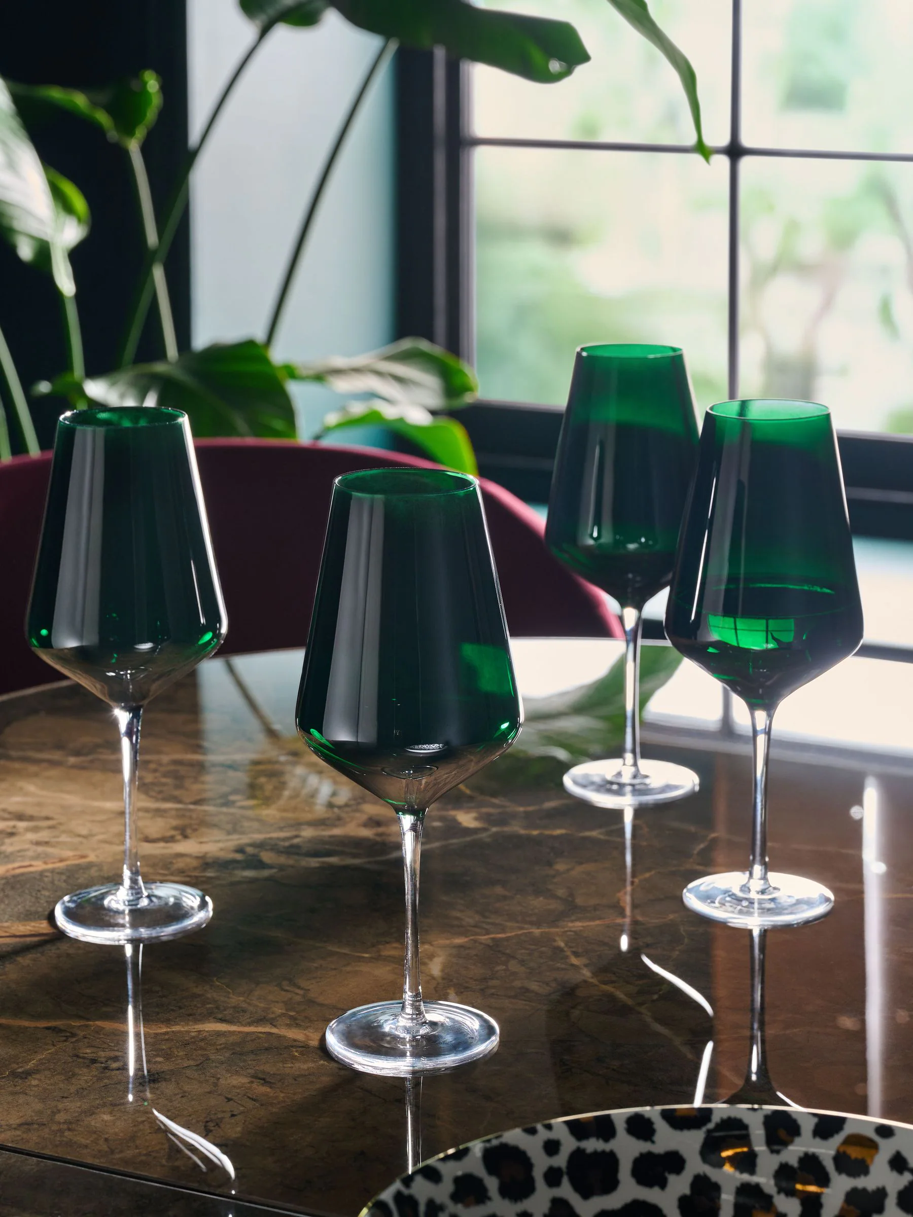 Set van 4 Belgravia kristallen taps toelopende wijnglazen