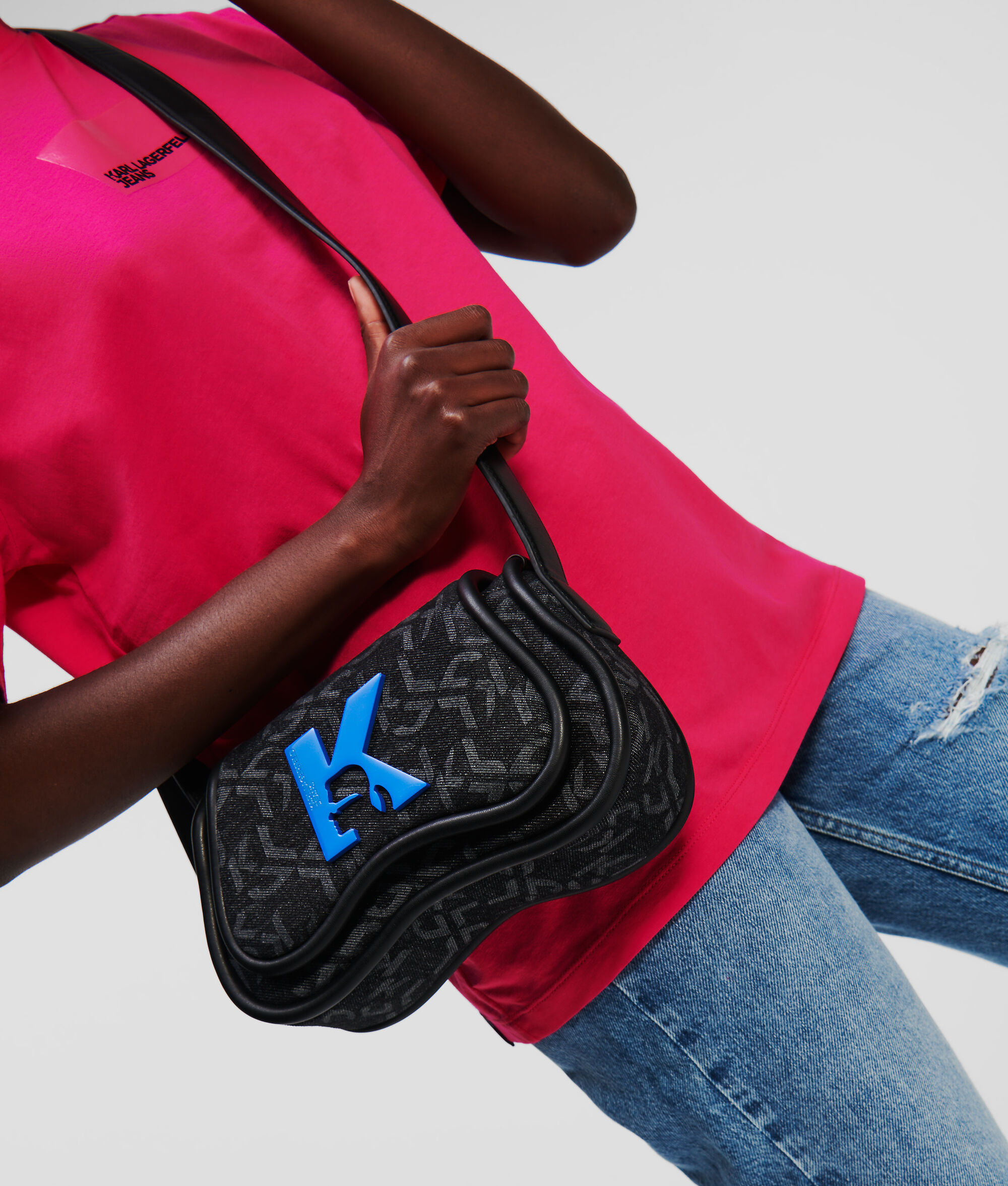 PETIT SAC BANDOULIÈRE LUNETTES DE SOLEIL KLJ EN DENIM