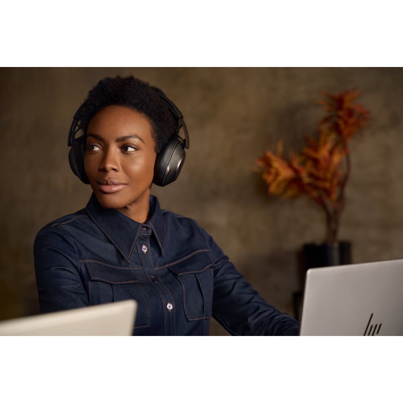 HP Poly Micro-casque Poly Voyager Surround 85 UC USB-C certifié Microsoft Teams + adaptateur USB-C/A +base de chargement