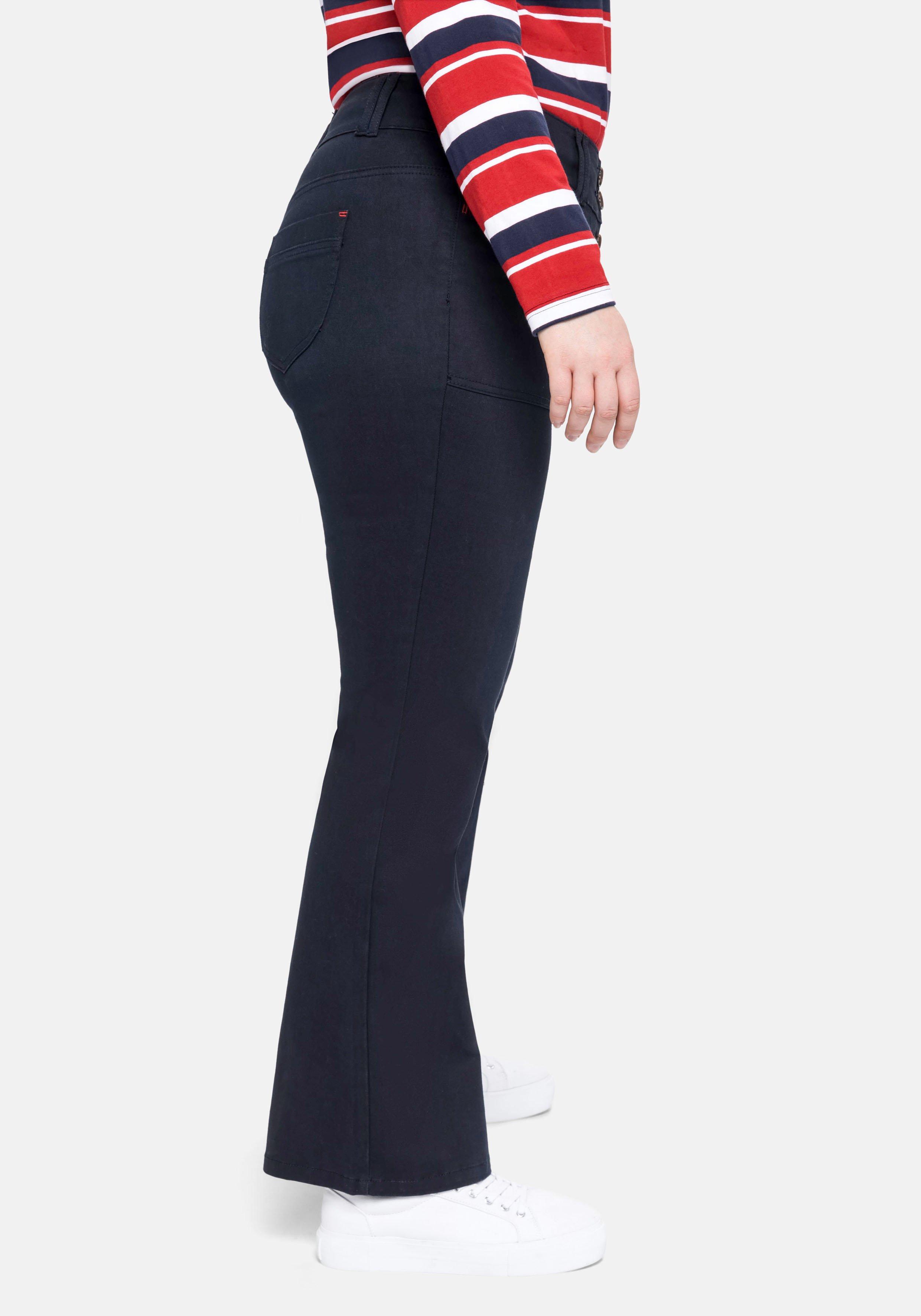 Bootcut-Hose mit markanter Knopfleiste