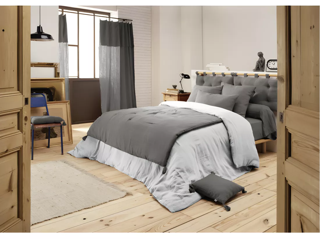 Édredon 150 x 150 cm en gaze de coton gris avec 4 pompons - PEPA