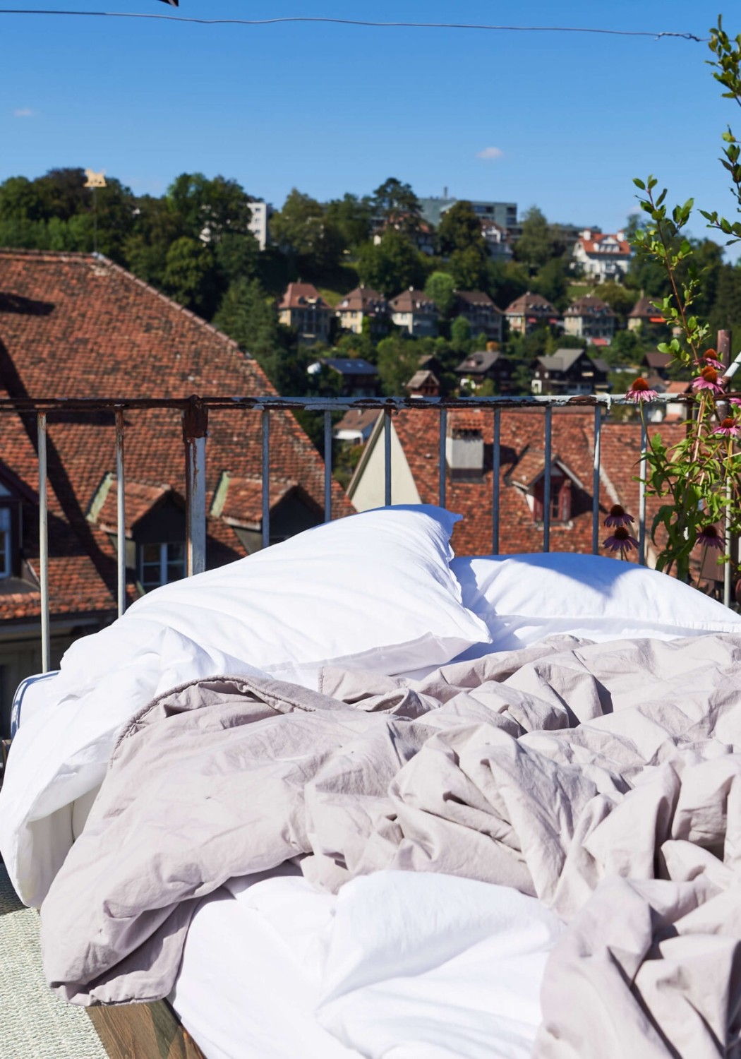 Lavie Wohndecke aus Bio-Baumwolle Nora Quilt Taupe