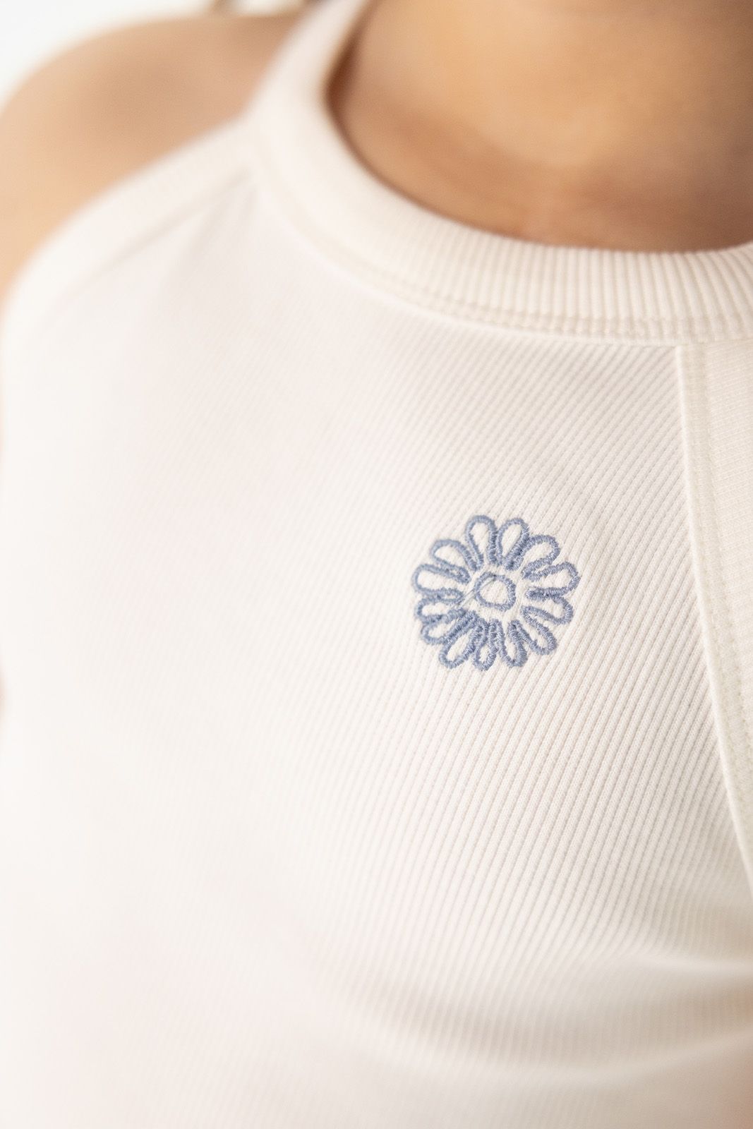 Wit rib singlet met embroidery