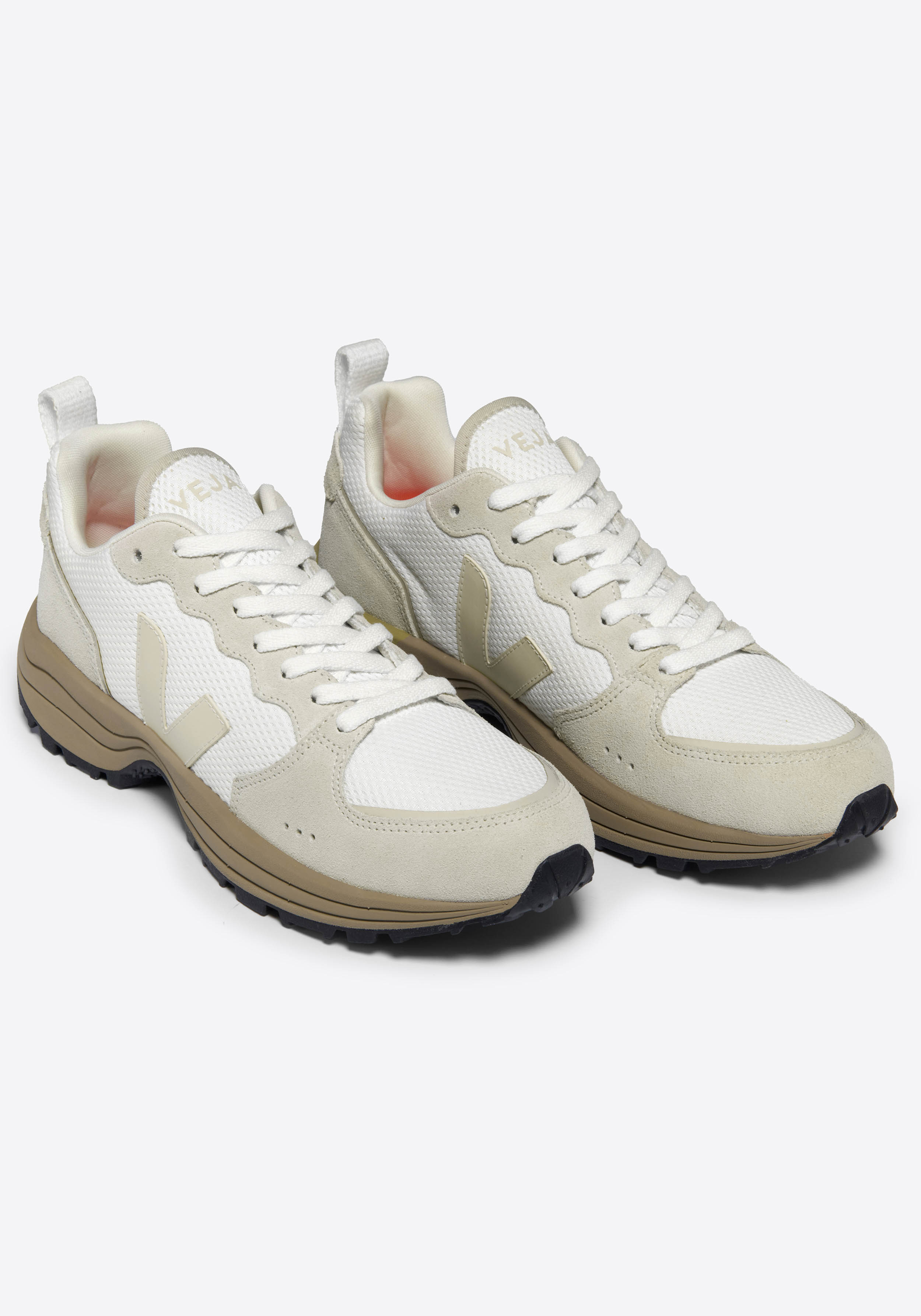 Veja Sneaker Venturi II Alveomesh White Pierre Dune