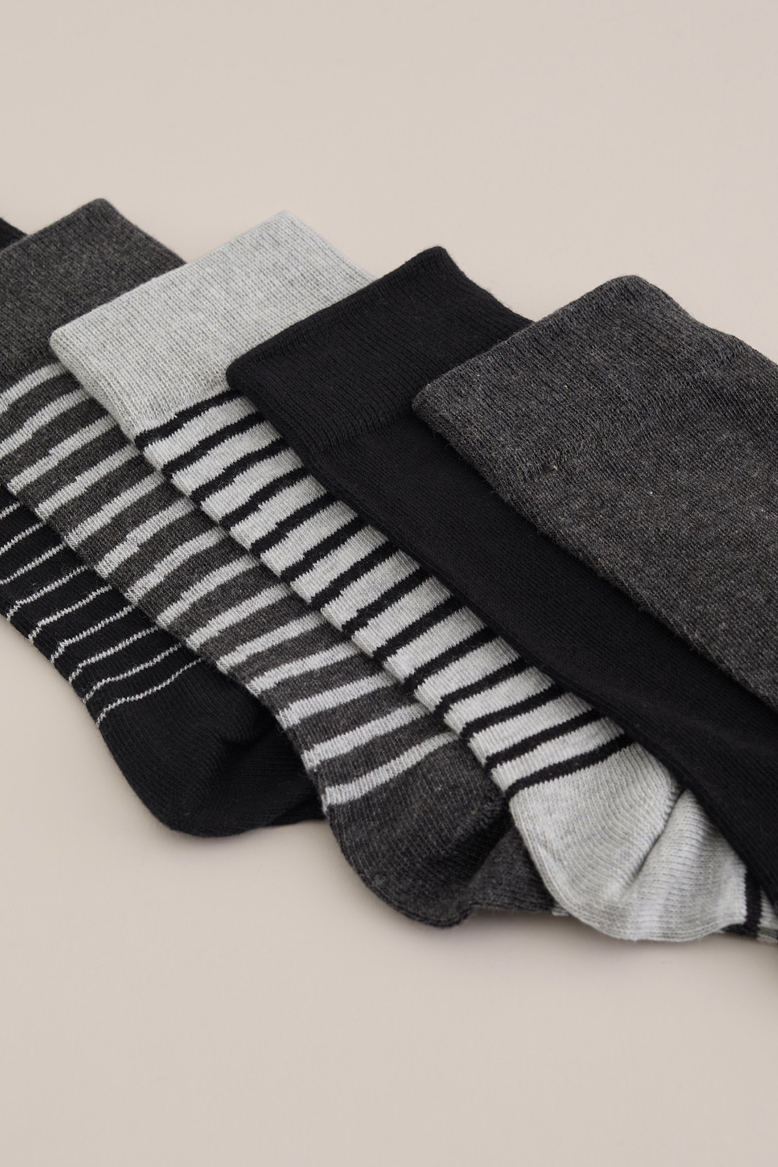 fijngebreide gestreepte sokken, 5-pack WE Fashion Grijs