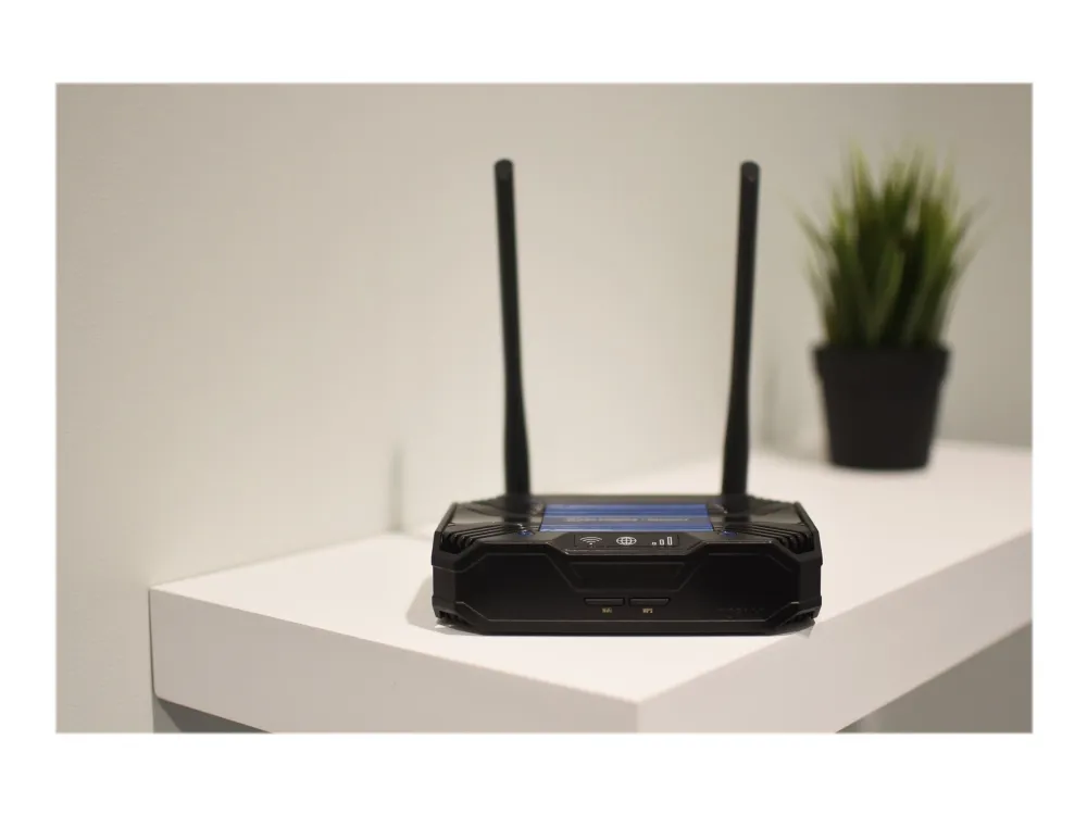 Teltonika TCR100 - Trådløs router - WWAN - Wi-Fi 5 - Dual Band - 3G, 4G - overflademonterbar