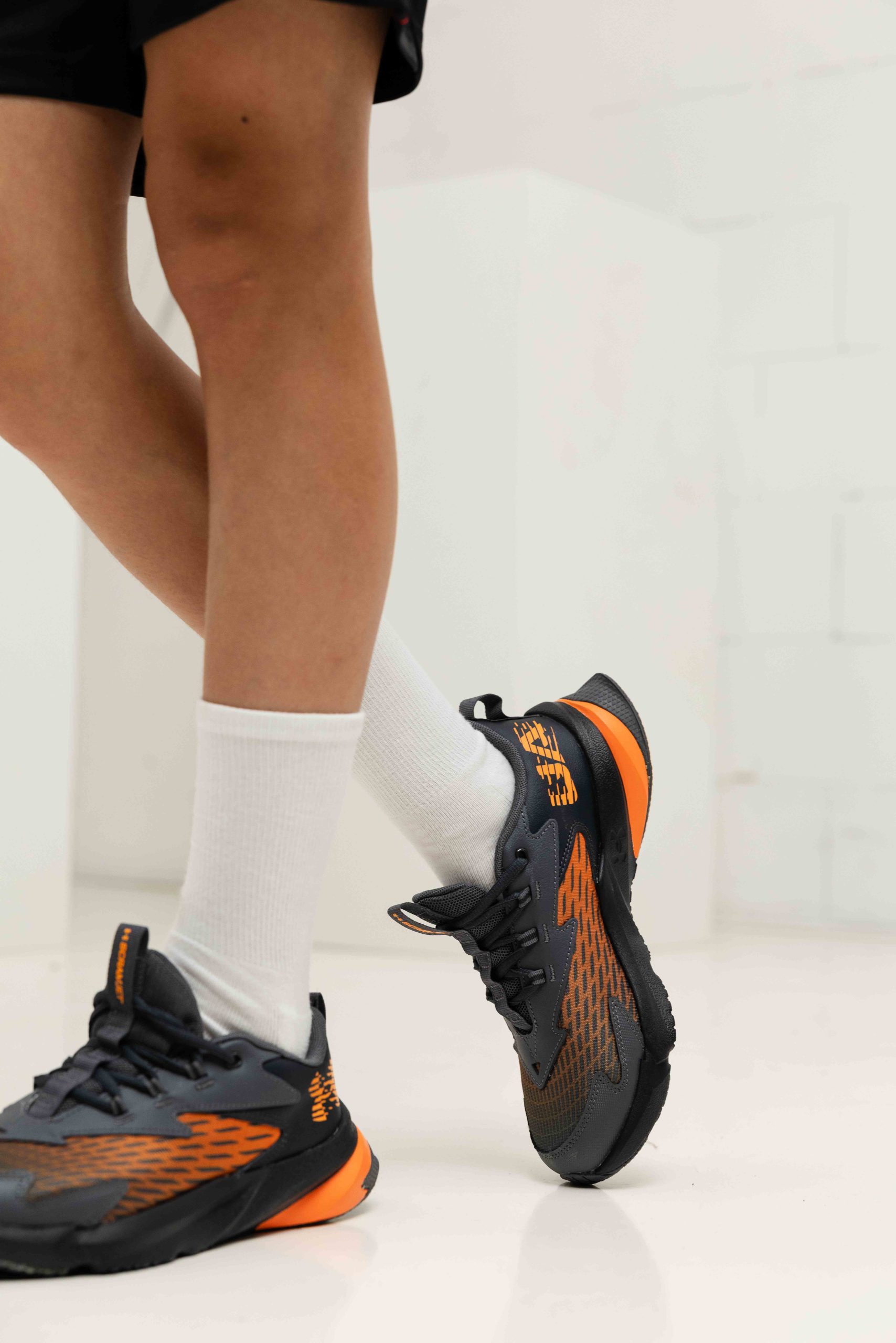 Under Armour Scramjet 7 Schoenen Kids Donkergrijs/Oranje