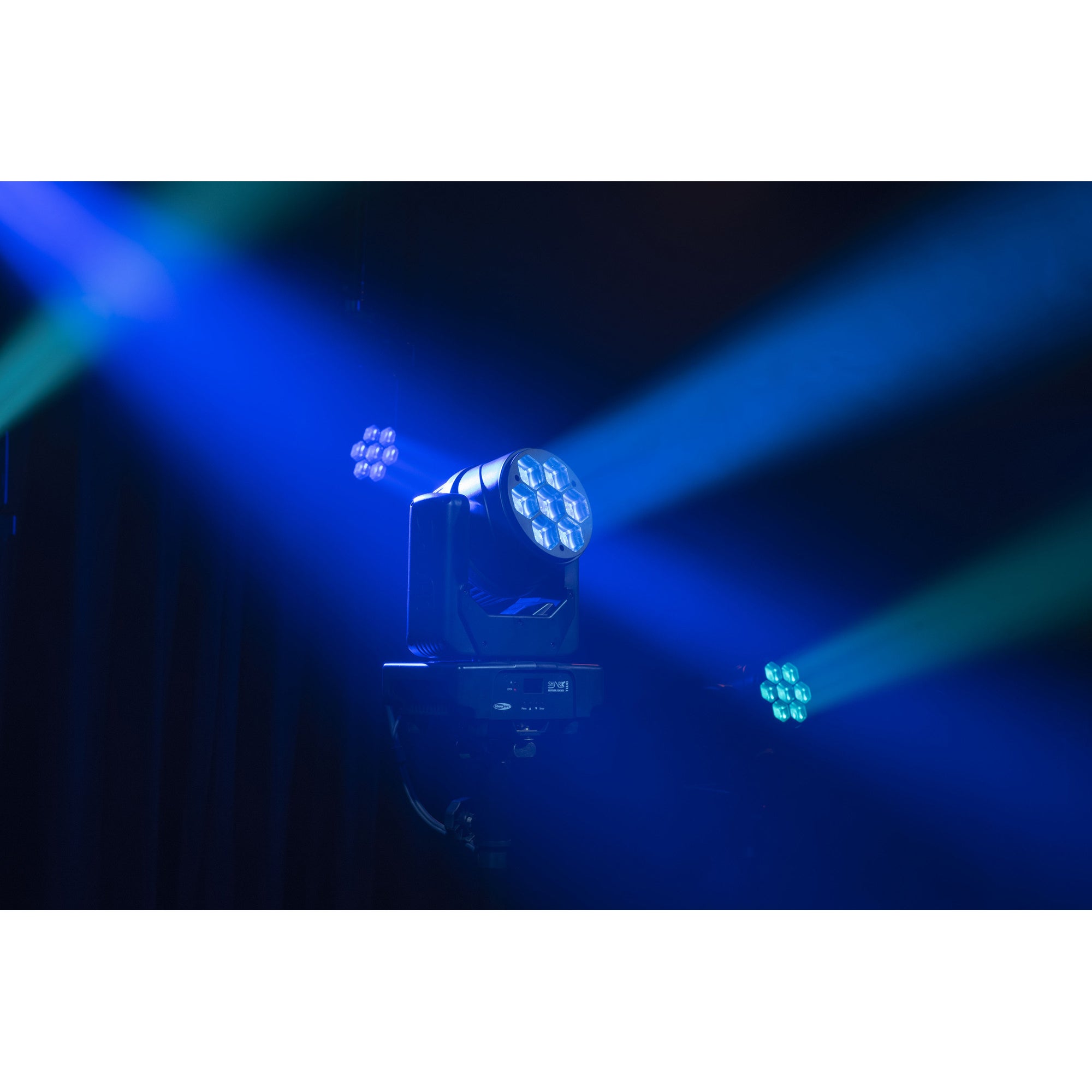 Showtec Shark Wash Zoom Two LED wash moving head