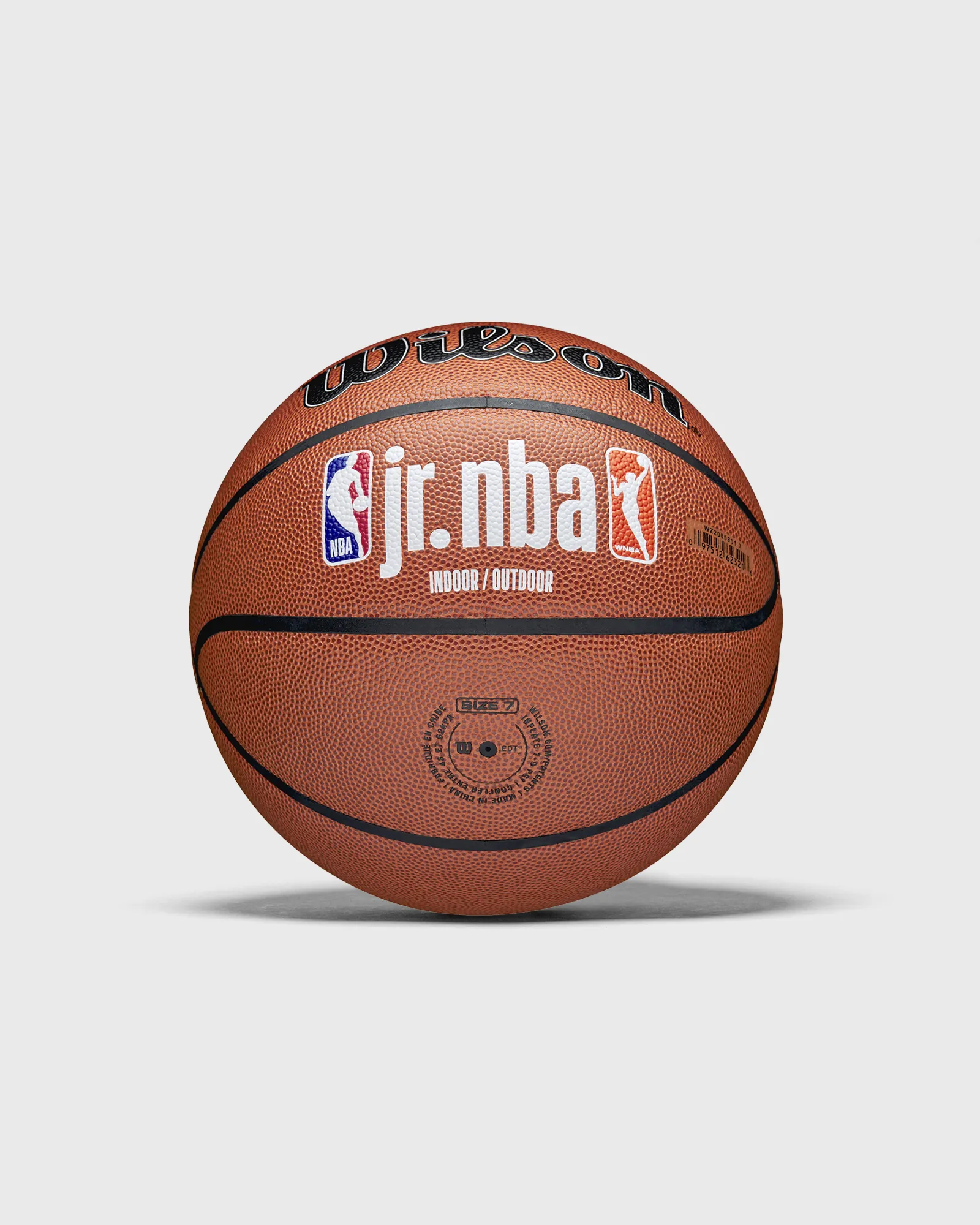 WILSON JR NBA FAM LOGO INDOOR OUTDOOR BSKT SIZE 7
