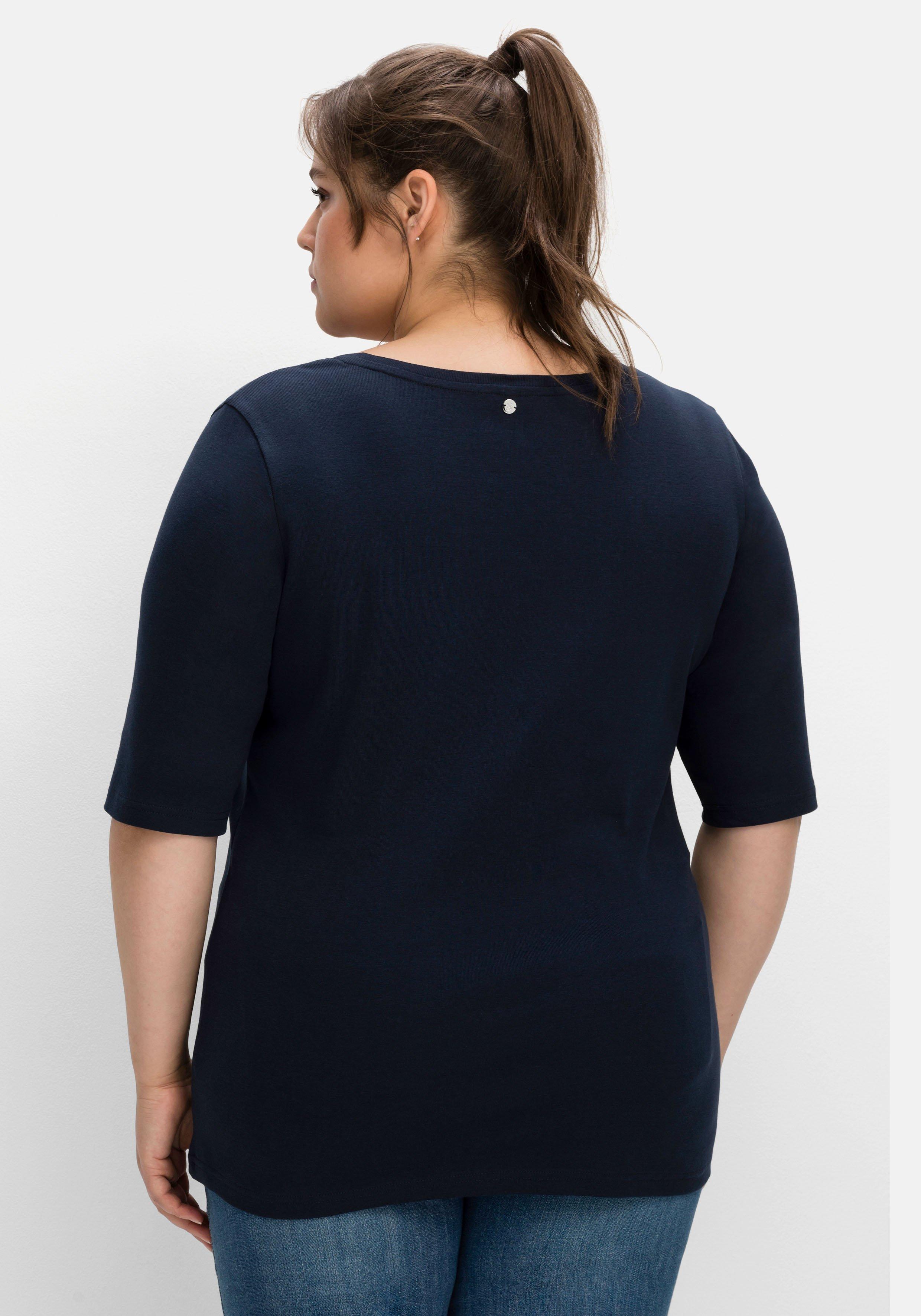 Shirt mit V-Ausschnitt, in Rippqualität