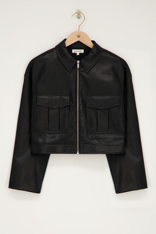 Zwart leather look jasje met zakken