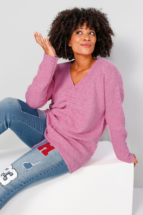 Pullover mit Raffung im Vorderteil